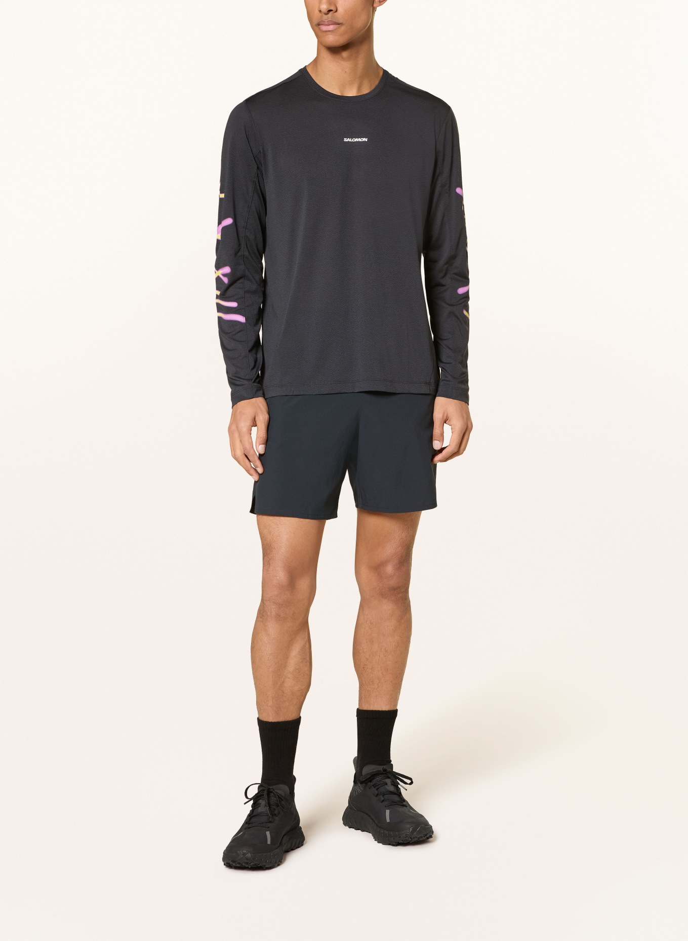 SALOMON SHAKEOUT CORE LS running shirt: BLACK
