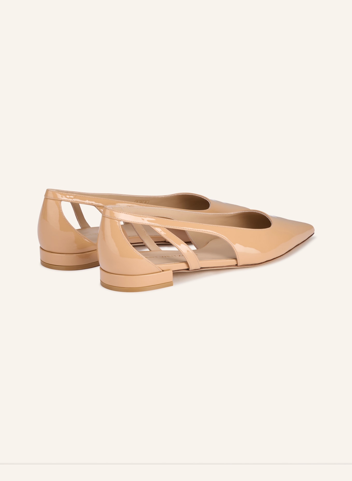 STUART WEITZMAN Lackballerinas STUART POWER CUTOUT FLAT mit Cut-outs: CAMEL
