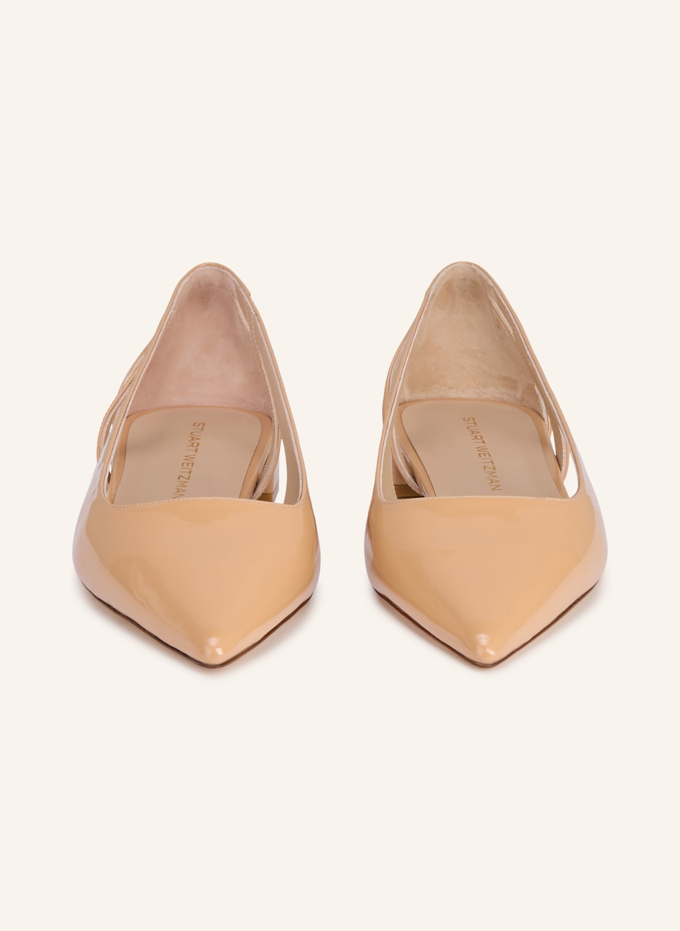 STUART WEITZMAN Lackballerinas STUART POWER CUTOUT FLAT mit Cut-outs: CAMEL