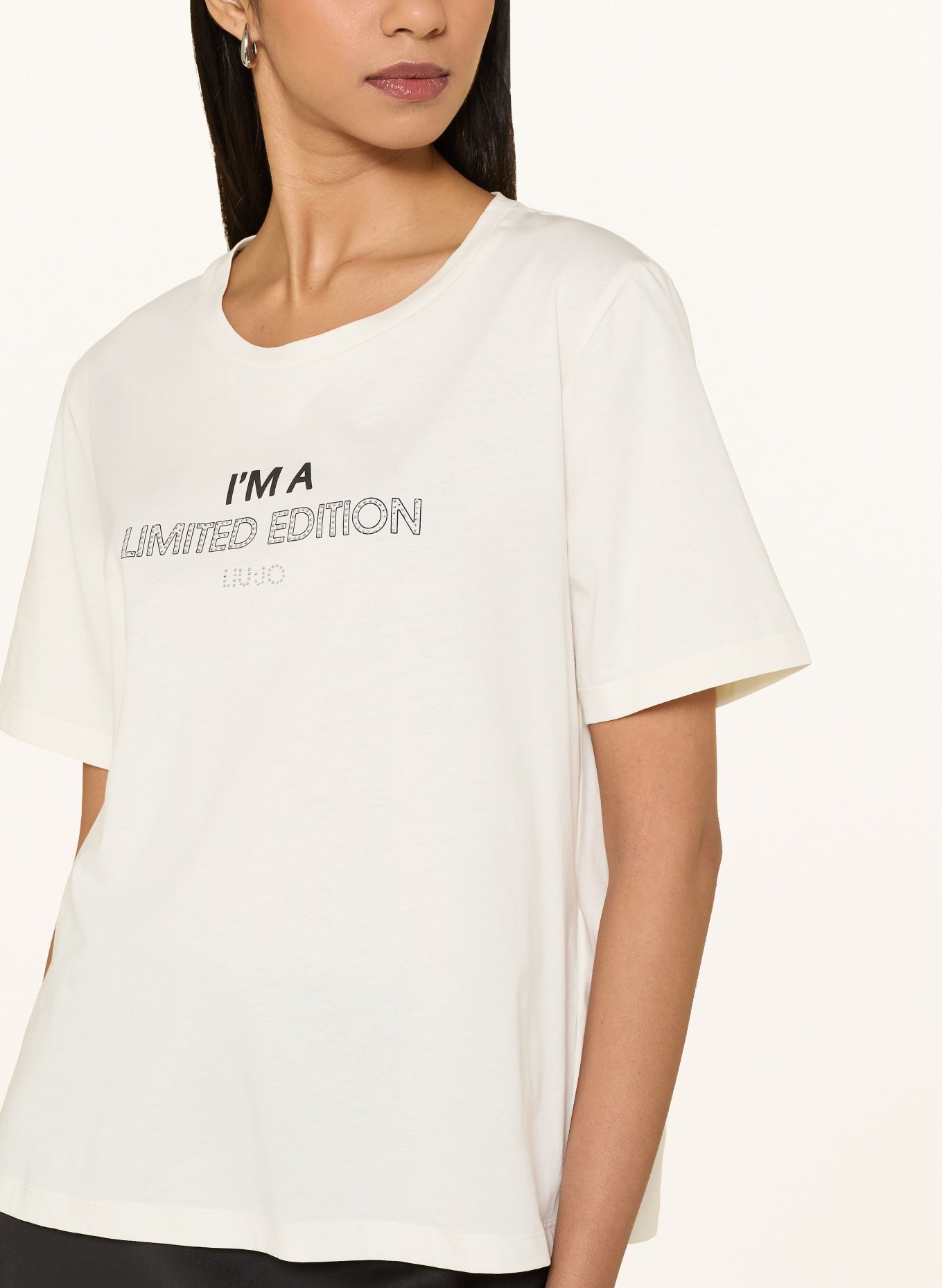 LIU JO T-Shirt mit Schmucksteinen: WEISS / SCHWARZ