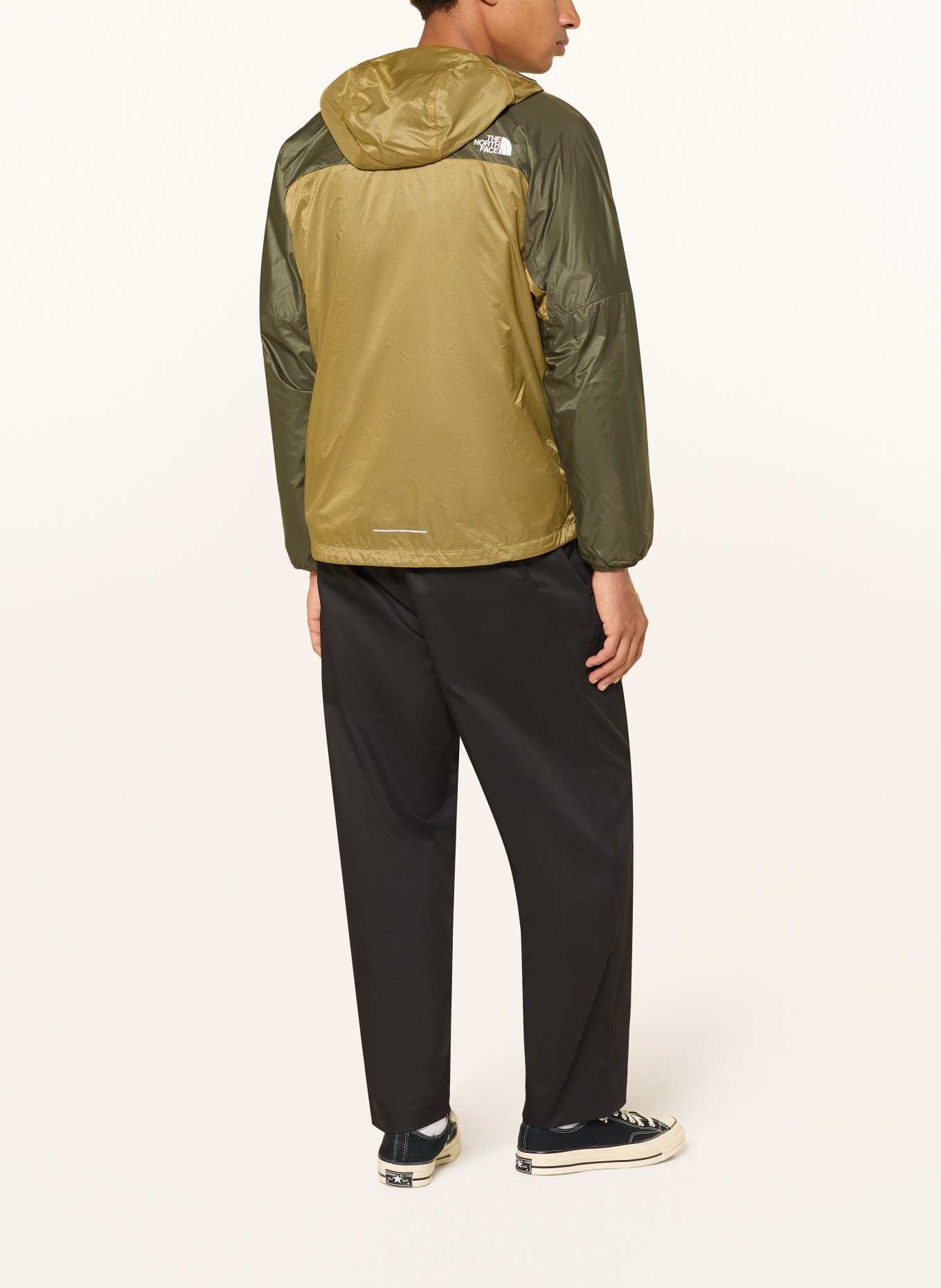 THE NORTH FACE Windjack RIDGELITE FUTUREFLEECE: OLIJF / KAKI