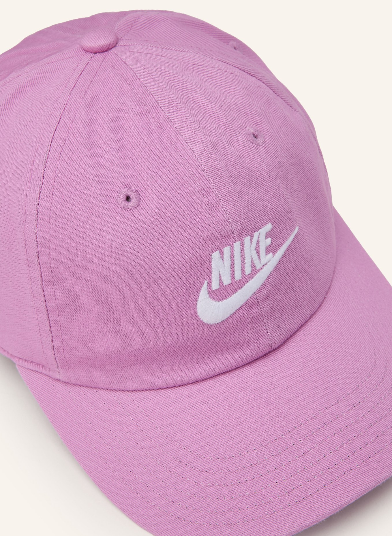 Nike Cap CLUB: ROSA / WEISS