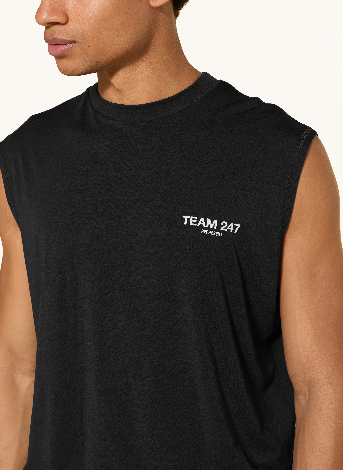 247 REPRESENT Top: SCHWARZ