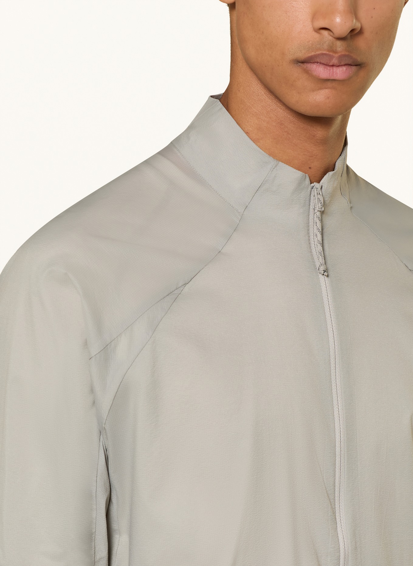 MAMMUT Windjack WB: LICHTGRIJS