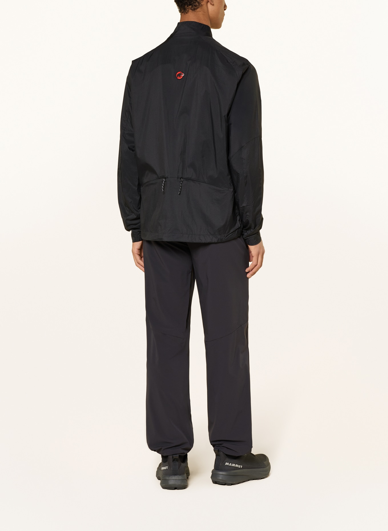 MAMMUT Windjack WB: ZWART