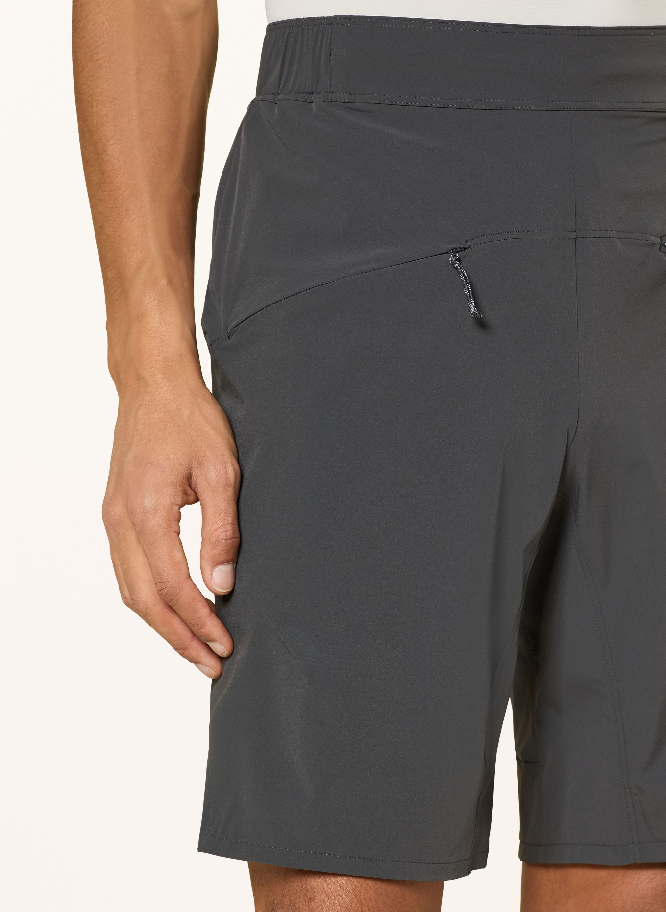 MAMMUT Trekkingshort HIKING PATROL X MAMMUT LIGHT: DONKERGRIJS