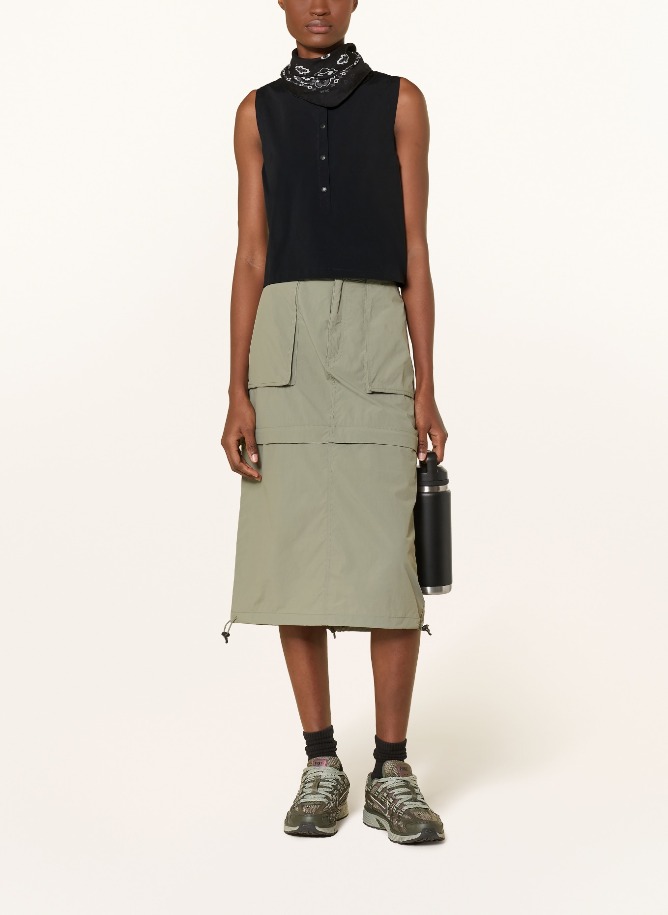 Columbia Tanktop CHILL CREEK™ WOVEN: SCHWARZ