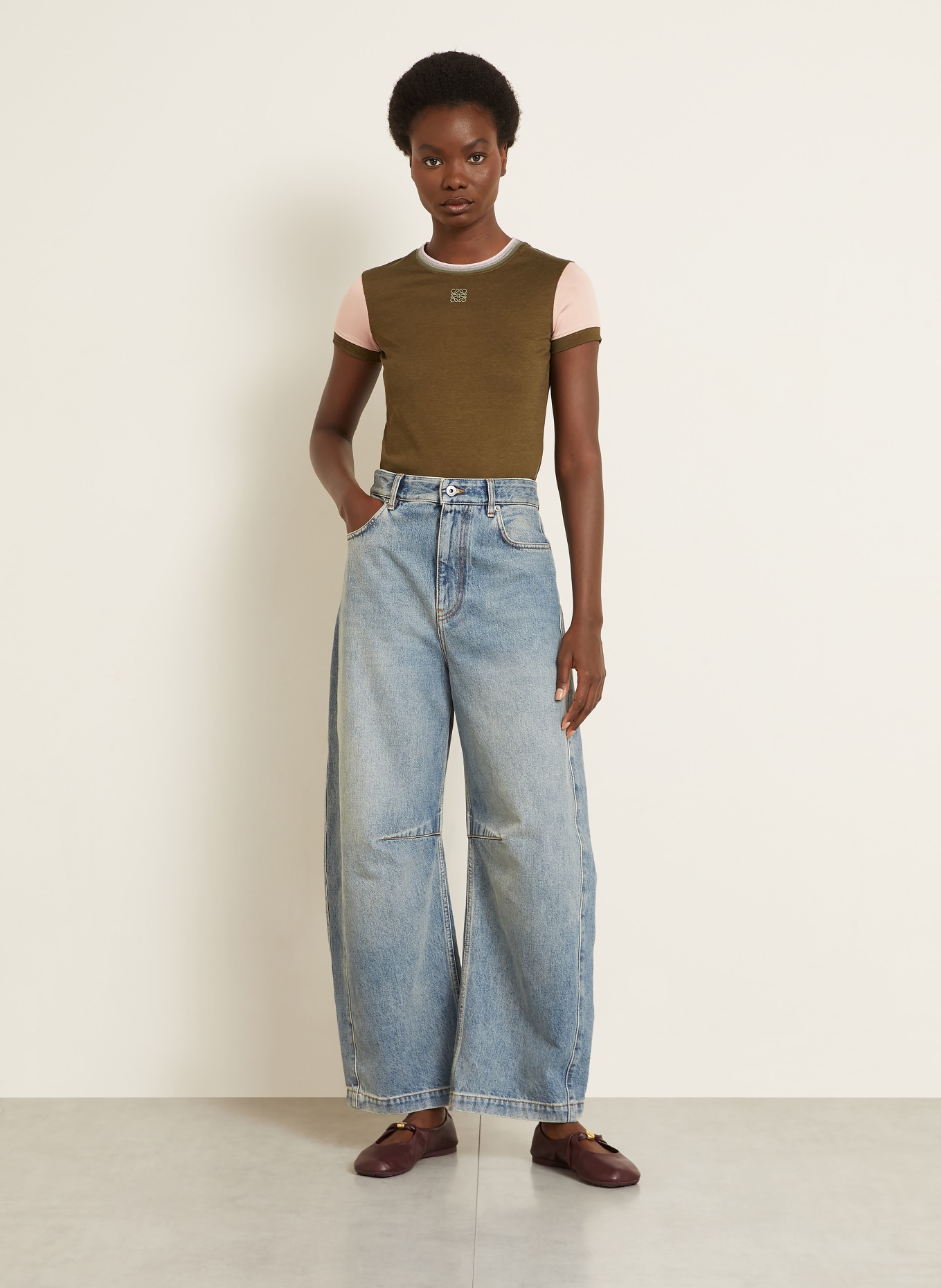 LOEWE T-Shirt: KHAKI / ROSÉ