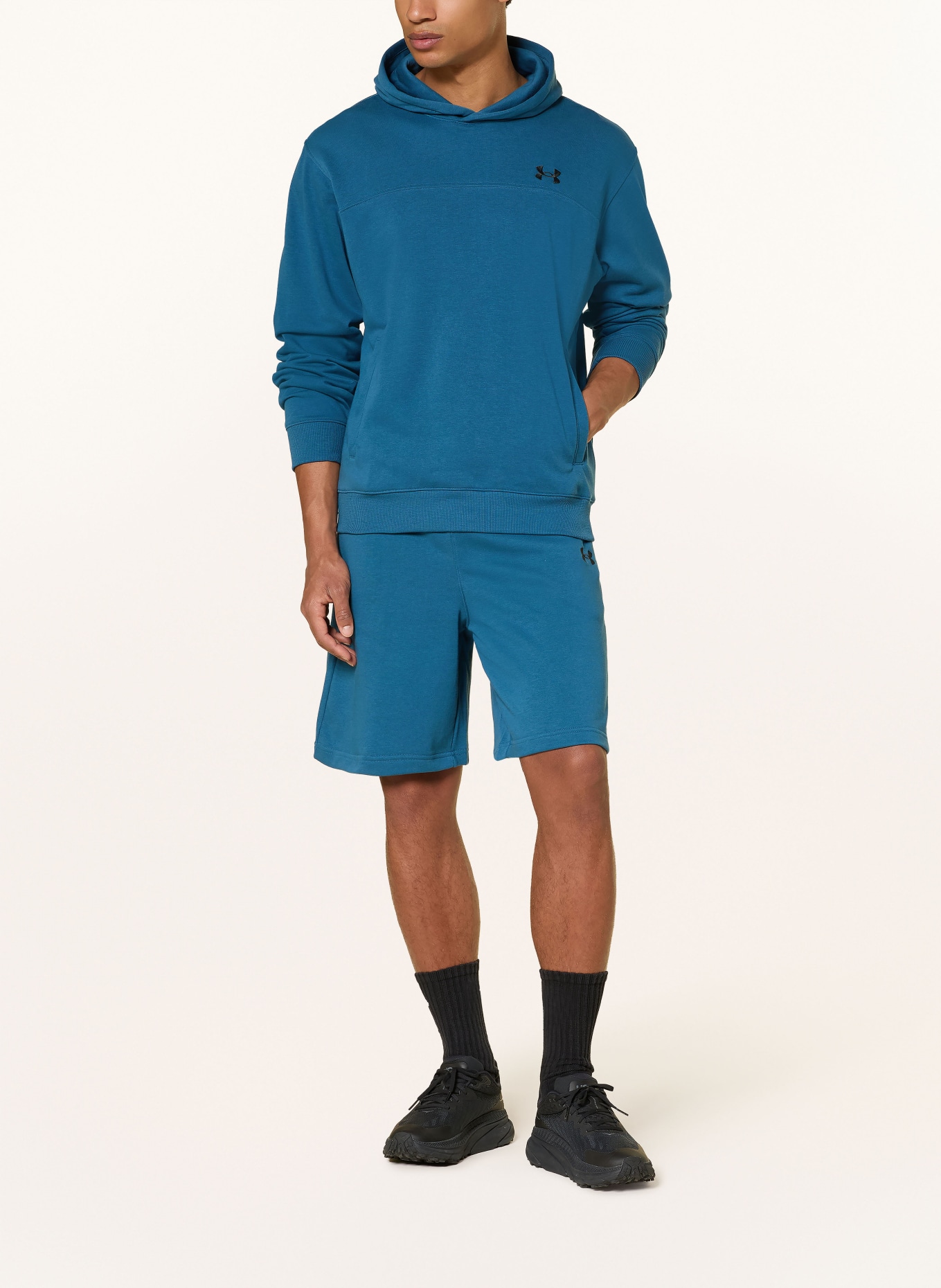 UNDER ARMOUR Short de survêtement UA RIVAL LIGHTWEIGHT: BLEU / NOIR