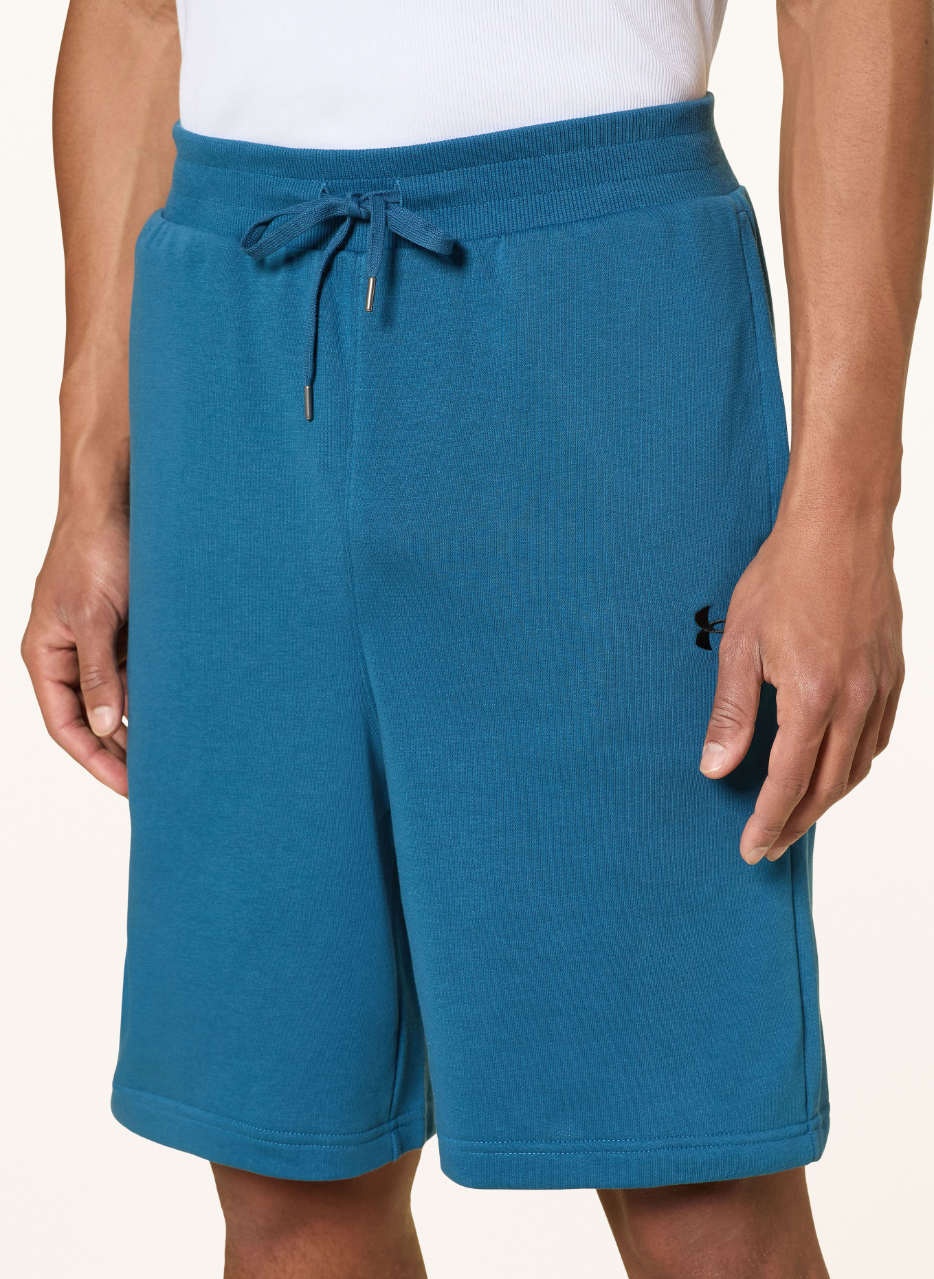 UNDER ARMOUR Short de survêtement UA RIVAL LIGHTWEIGHT: BLEU / NOIR