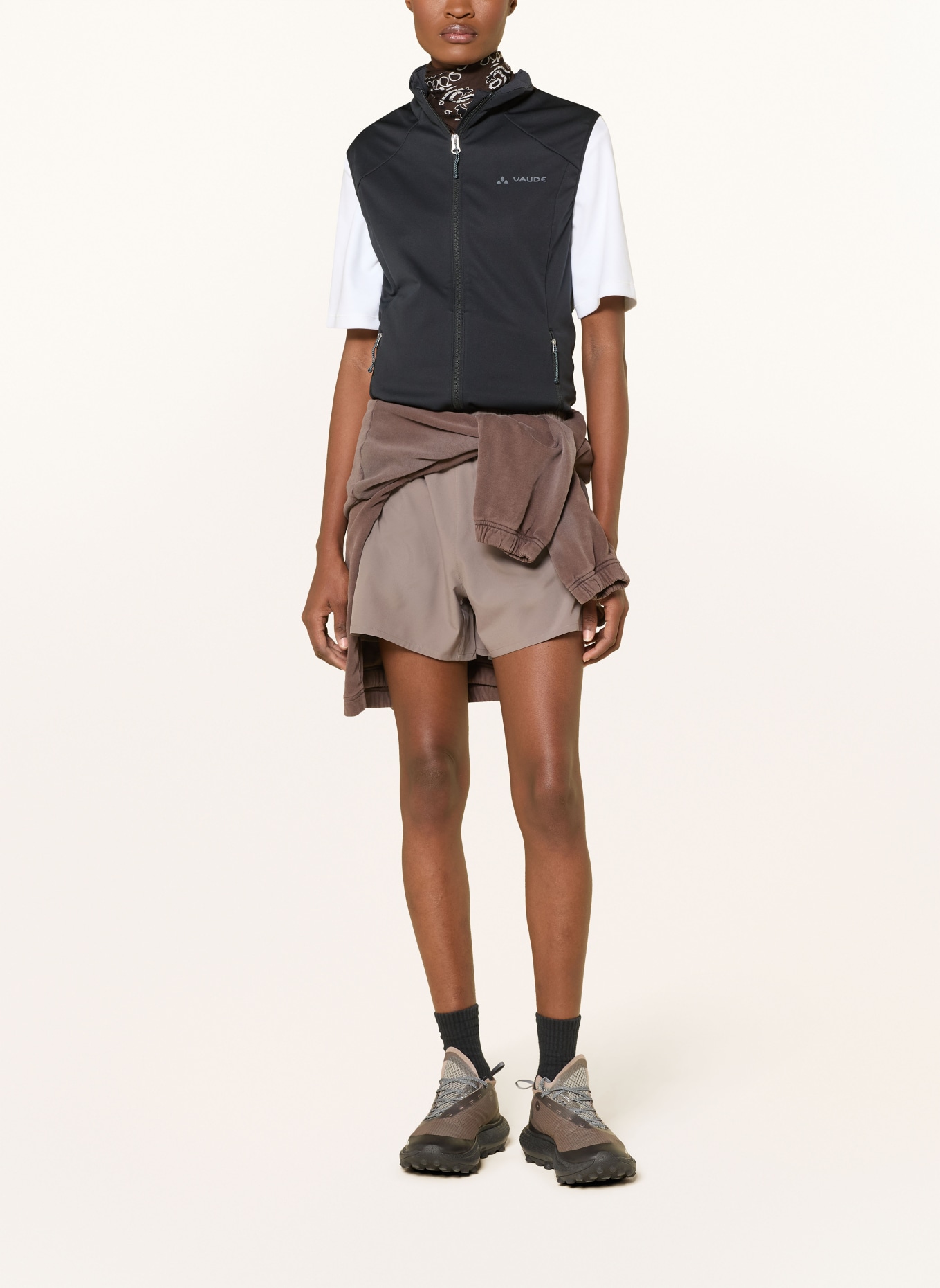 VAUDE EVERHIKE softshell vest: BLACK