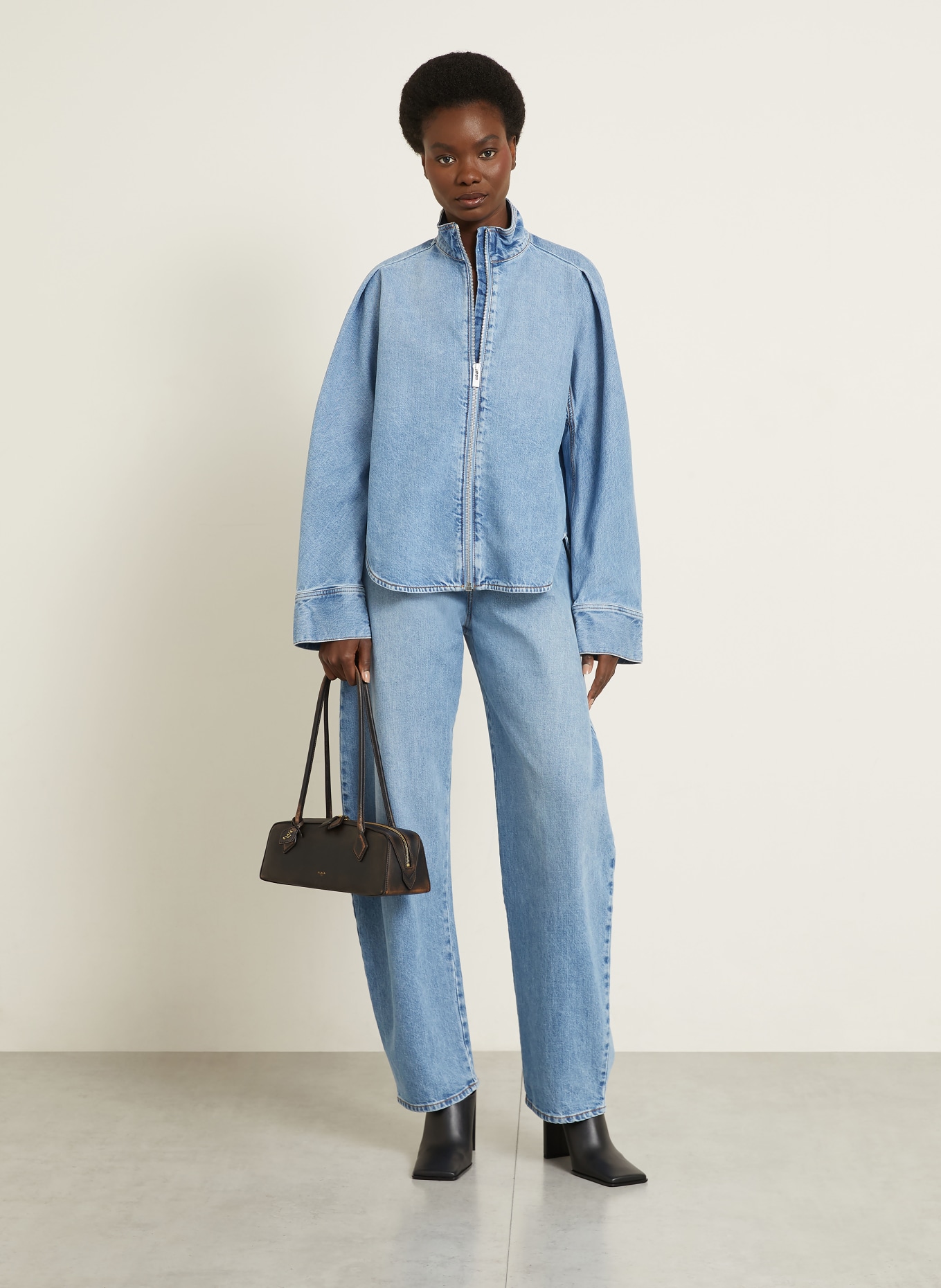 ALAÏA handtas: MARRON FONCÉ