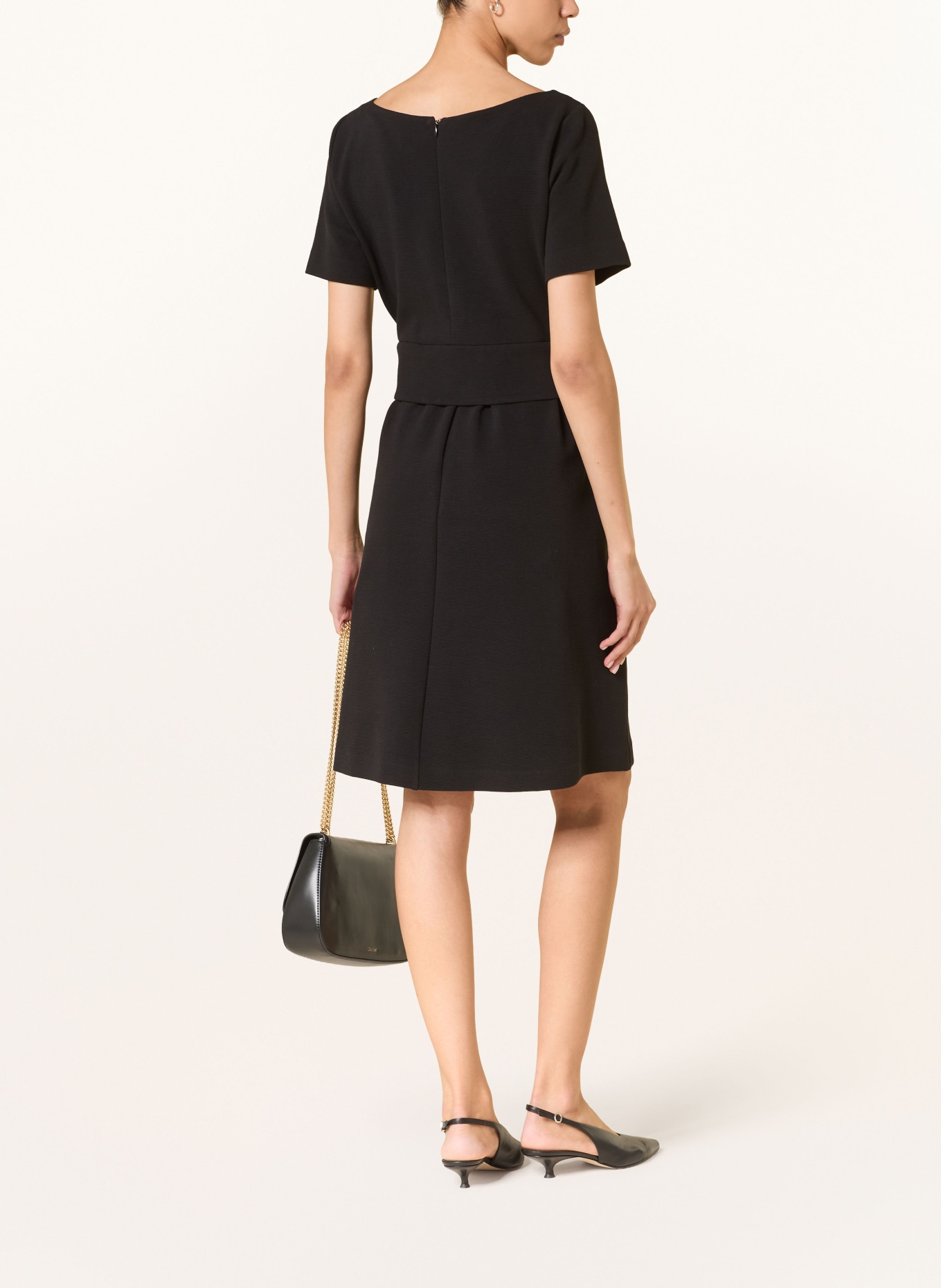 EMPORIO ARMANI šaty: ČERNÁ