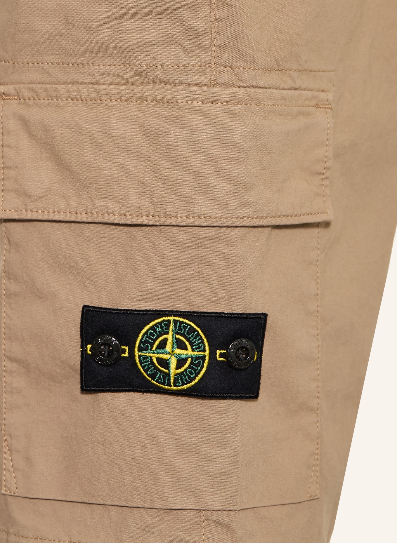 STONE ISLAND JUNIOR short: MARRON CLAIR