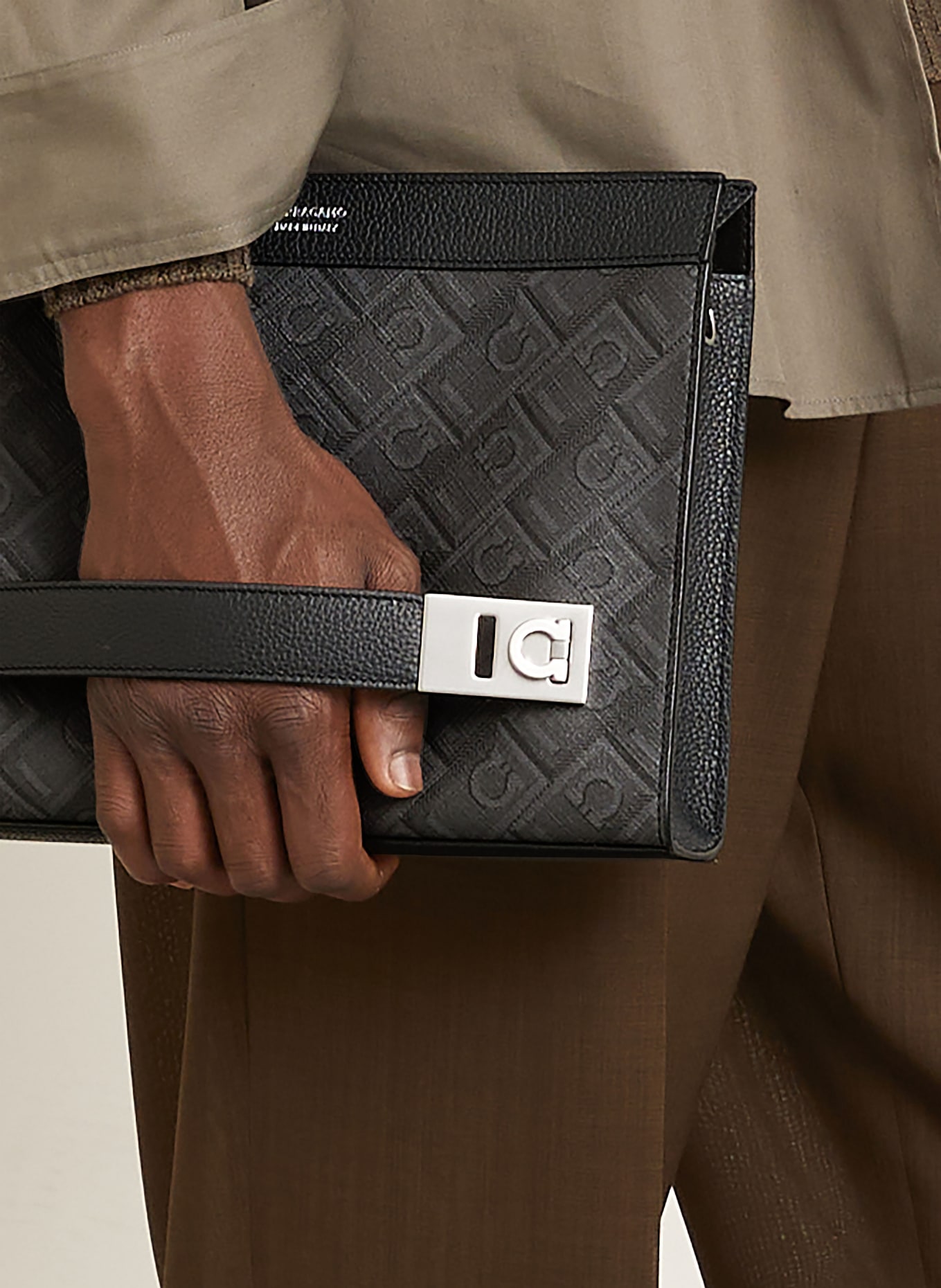 FERRAGAMO torba na ramię: CZARNY / SREBRNY / SZARY