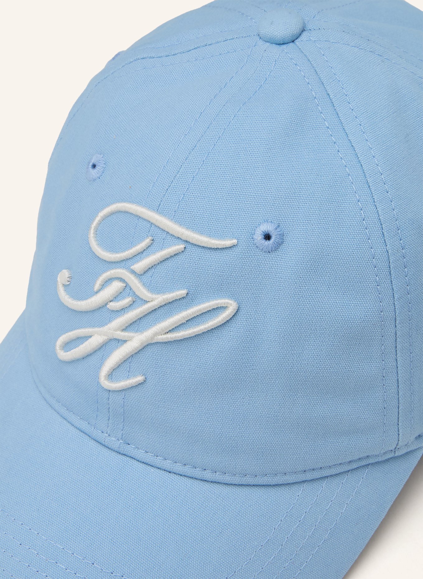 TOMMY HILFIGER Cap: HELLBLAU / WEISS