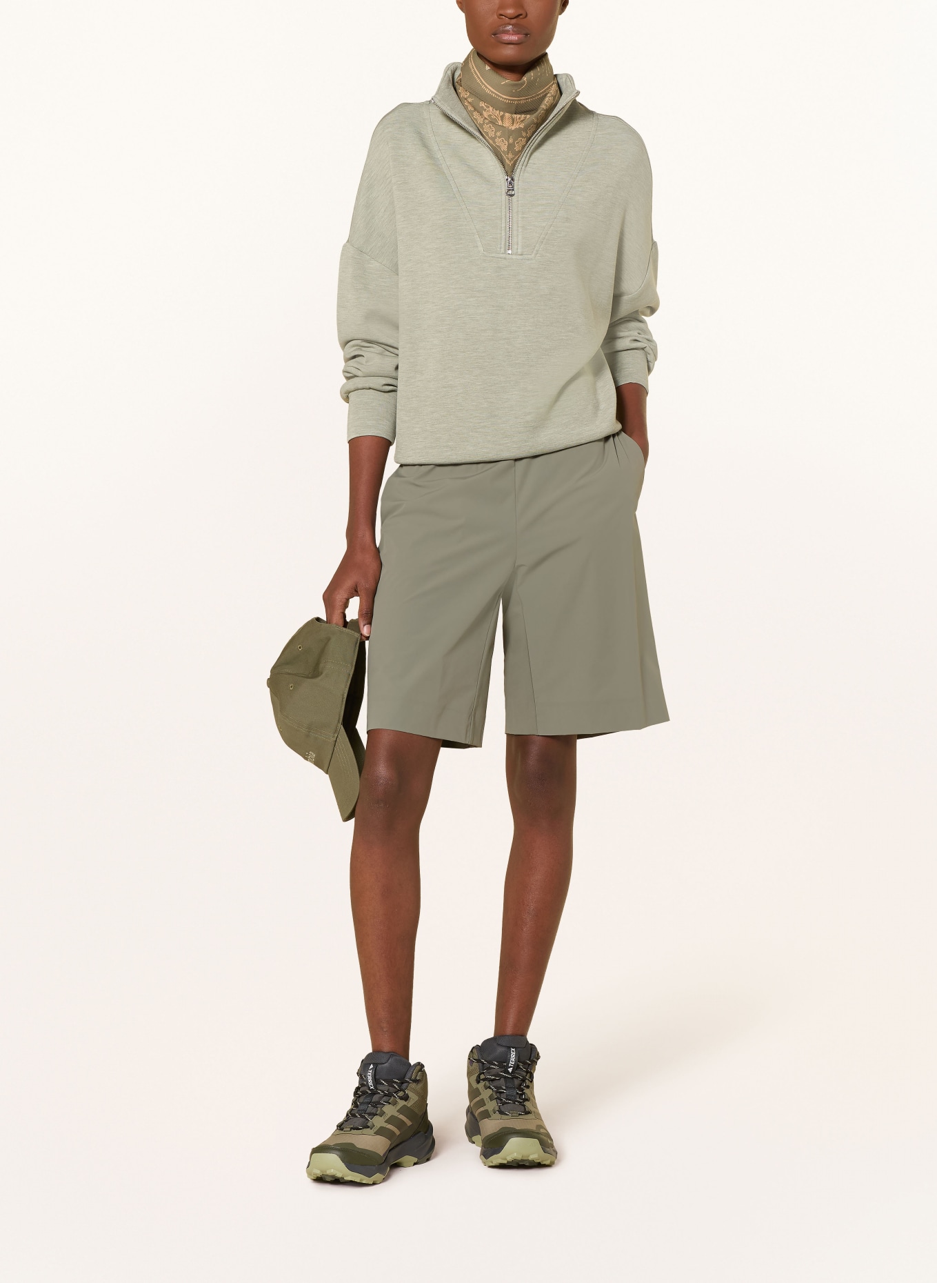JEANNE BARET SUMATRA trekking shorts: KHAKI