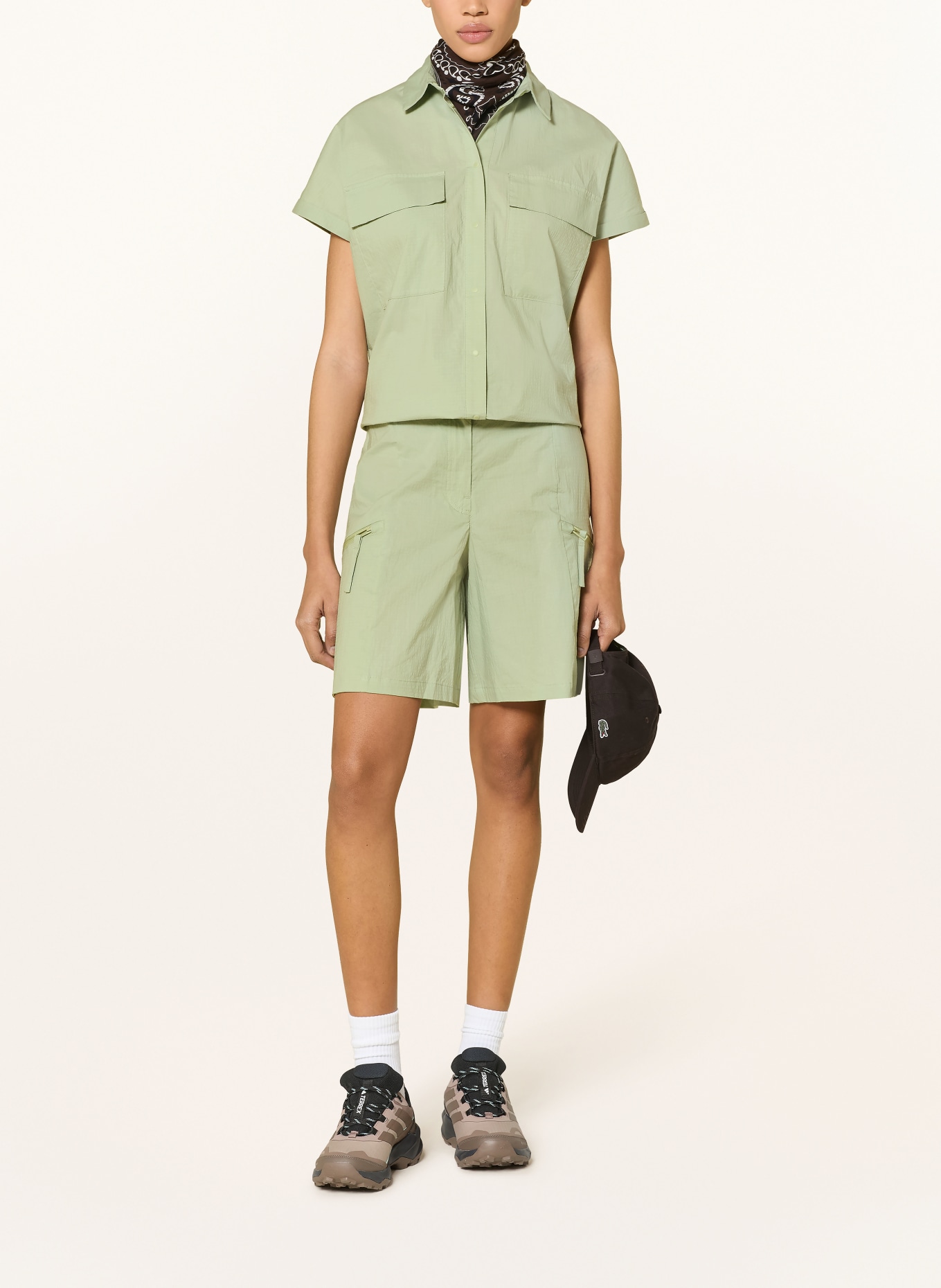 JEANNE BARET Shorts ACACIA: HELLGRÜN