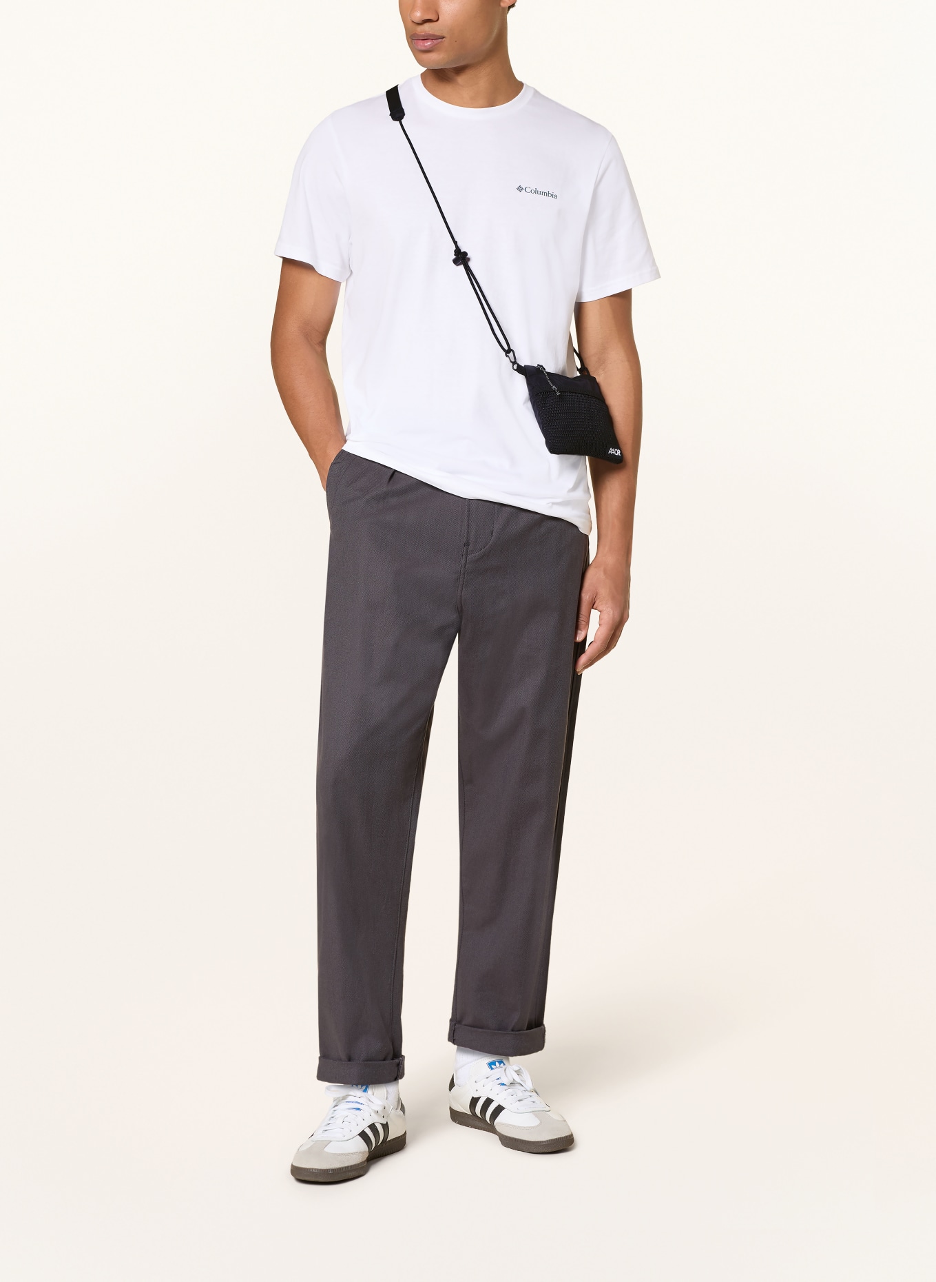 AEVOR Schoudertas CHEST POUCH: ZWART