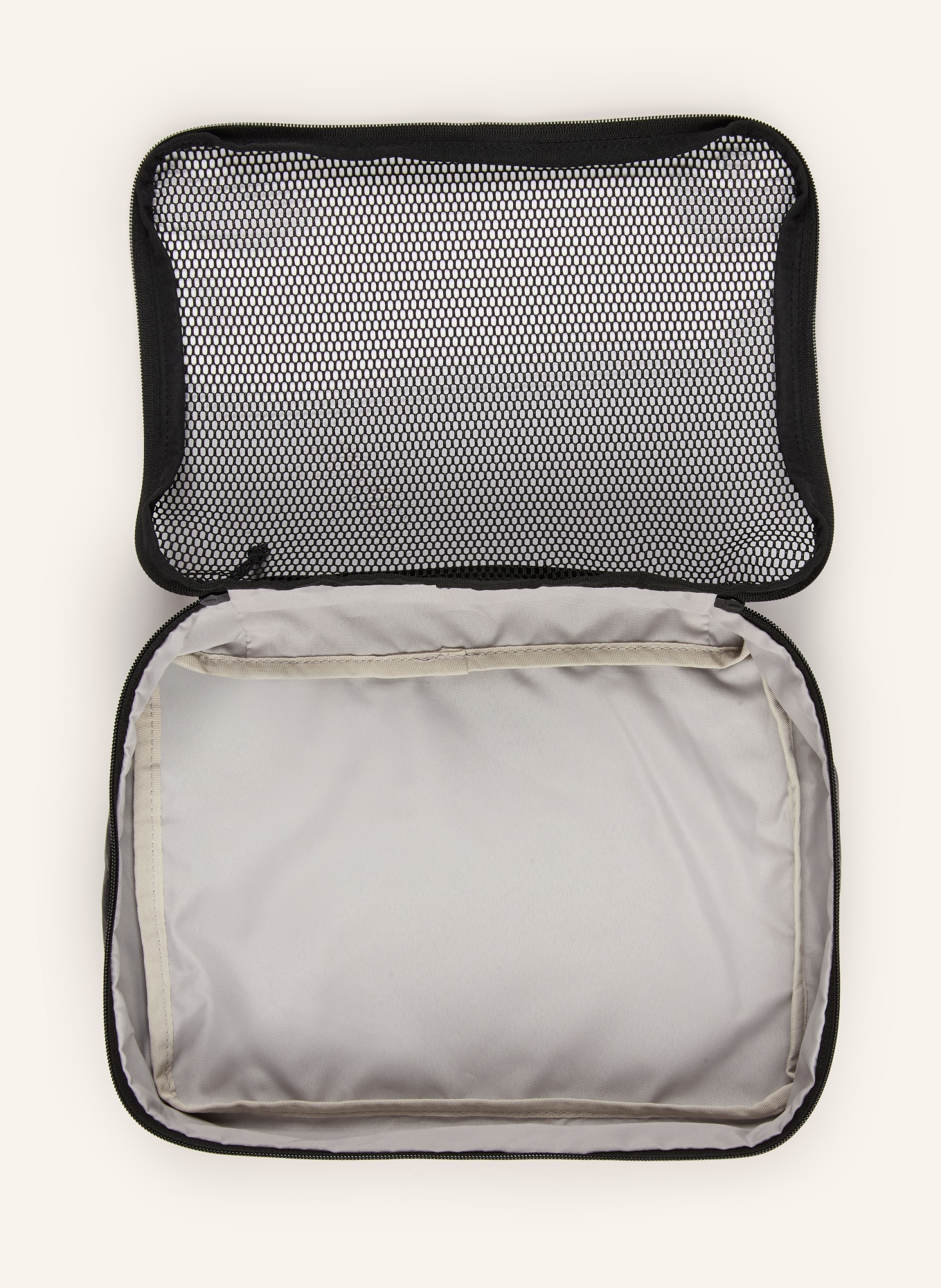 AEVOR Packhilfe SMALL: SCHWARZ