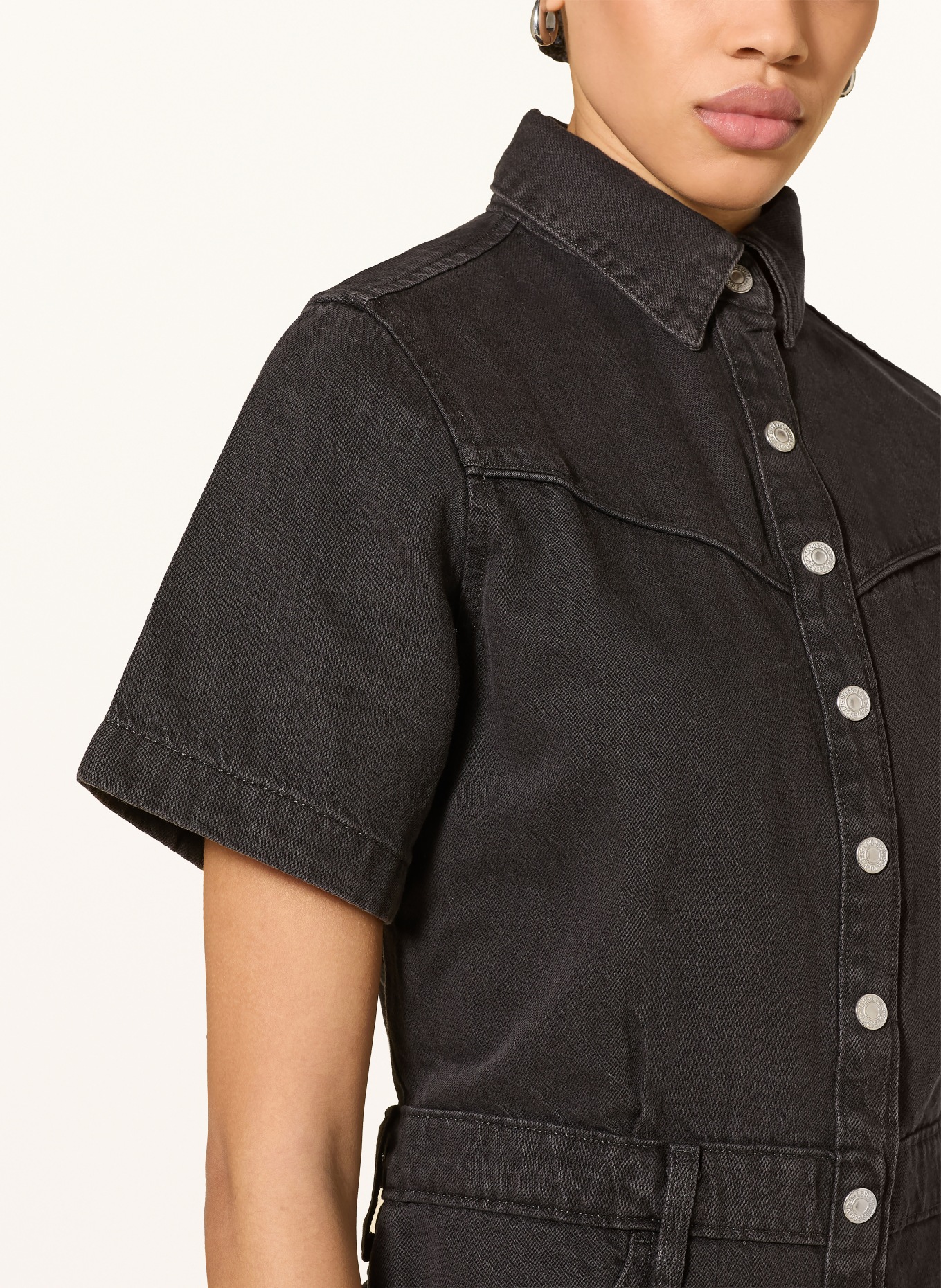 Levi's® sukienka dżinsowa: CZARNY