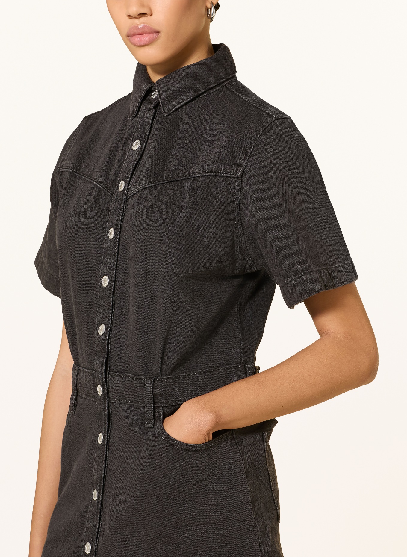 Levi's® sukienka dżinsowa: CZARNY