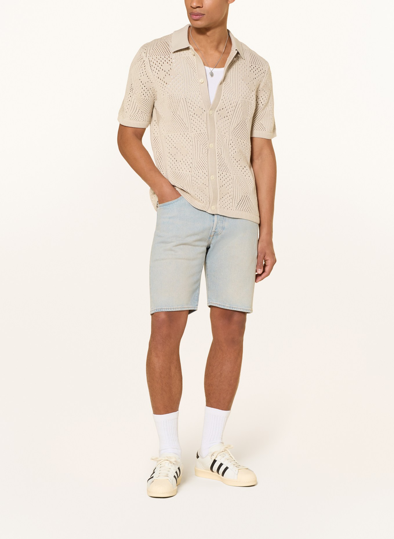 Levi's® Koszulka z dzianiny o standardowym kroju: BEŻOWY