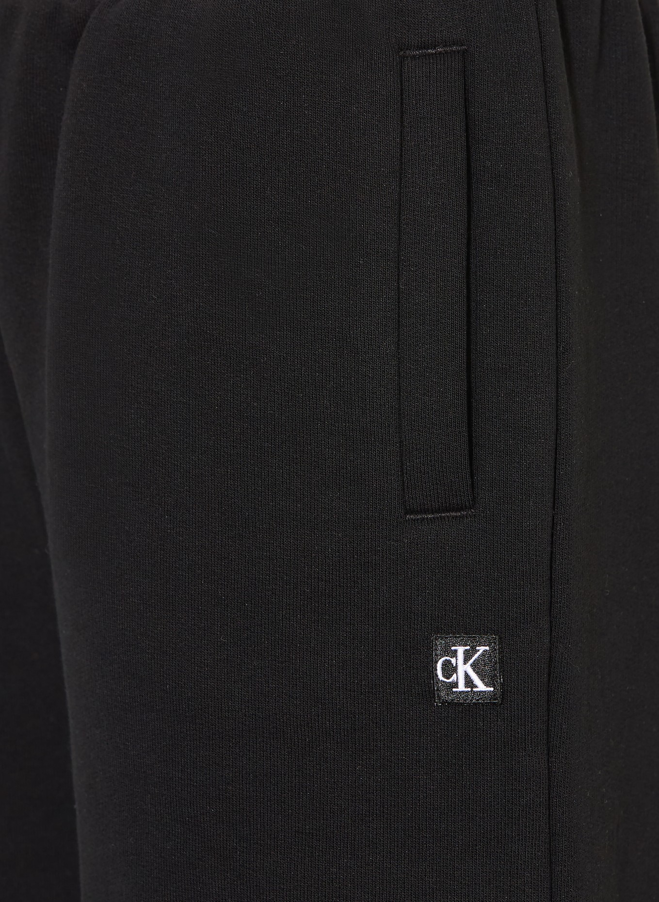 Calvin Klein Sweatshorts: SCHWARZ