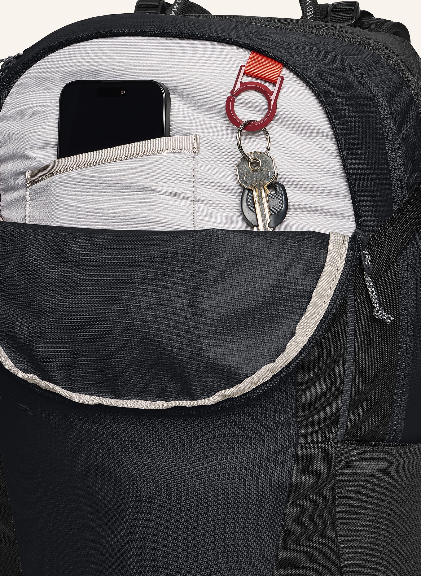 VAUDE Rucksack WIZARD 24+4 28 l: SCHWARZ / NEONORANGE