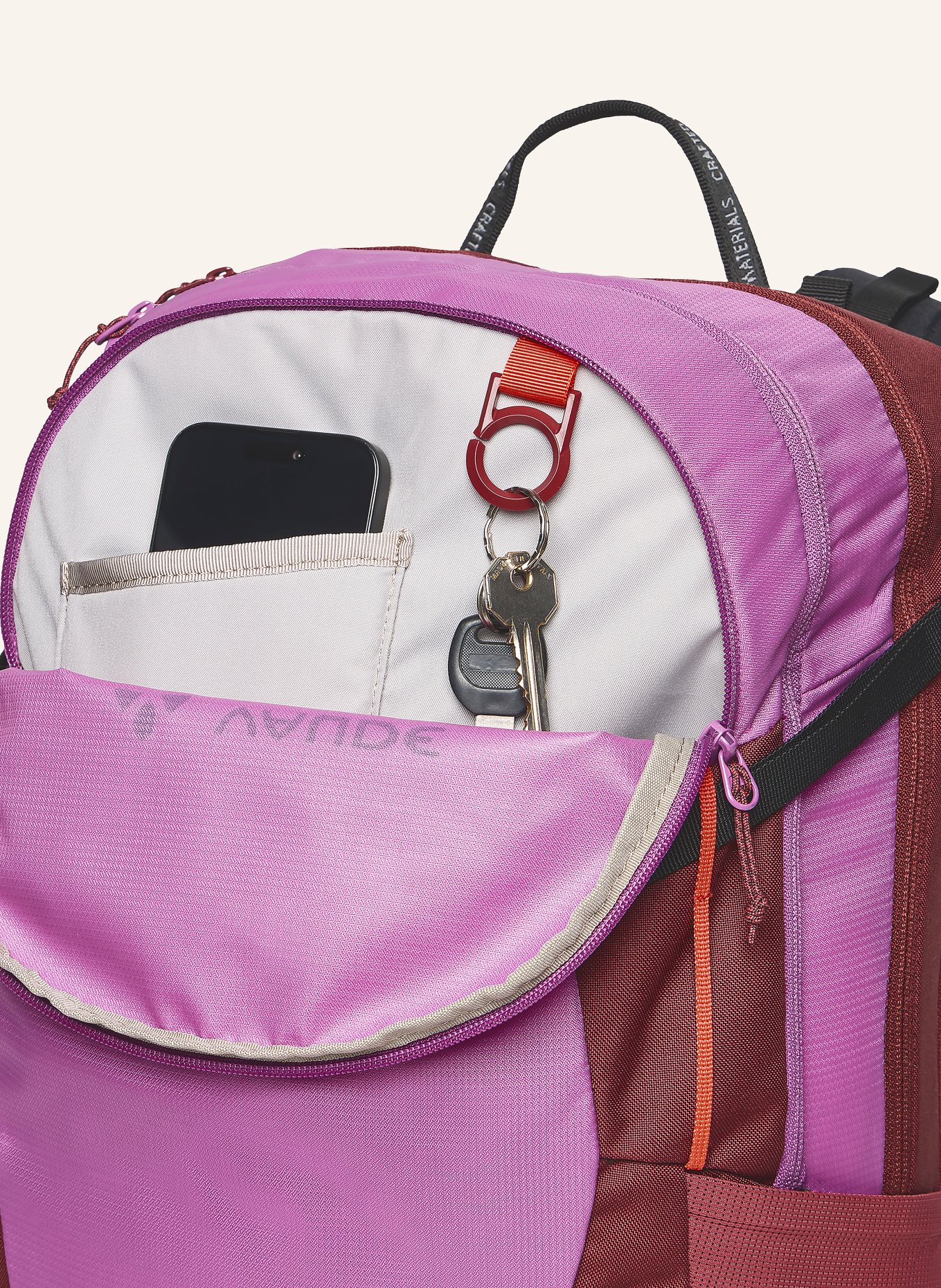 VAUDE Plecak WIZARD 22+4 26 l: CIEMNOCZERWONY / MOCNORÓŻOWY / CZERWONY