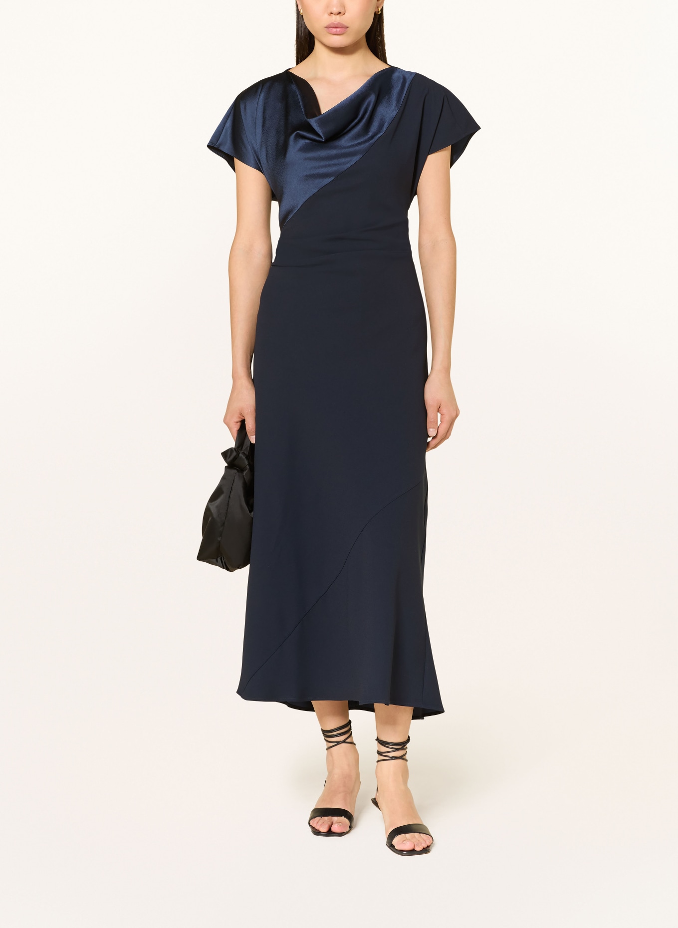 ELENA MIRO večerní šaty: TMAVĚ MODRÁ