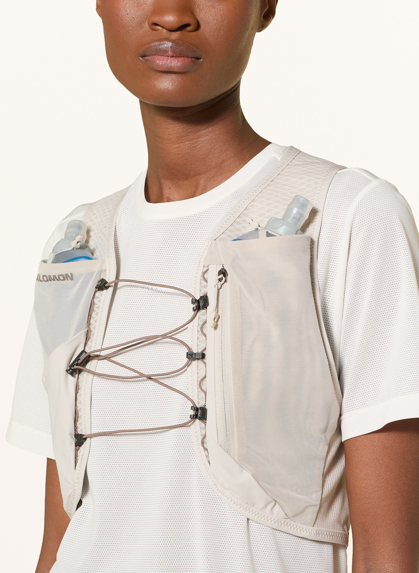 SALOMON Laufweste GRAVEL SKIN 4: BEIGE