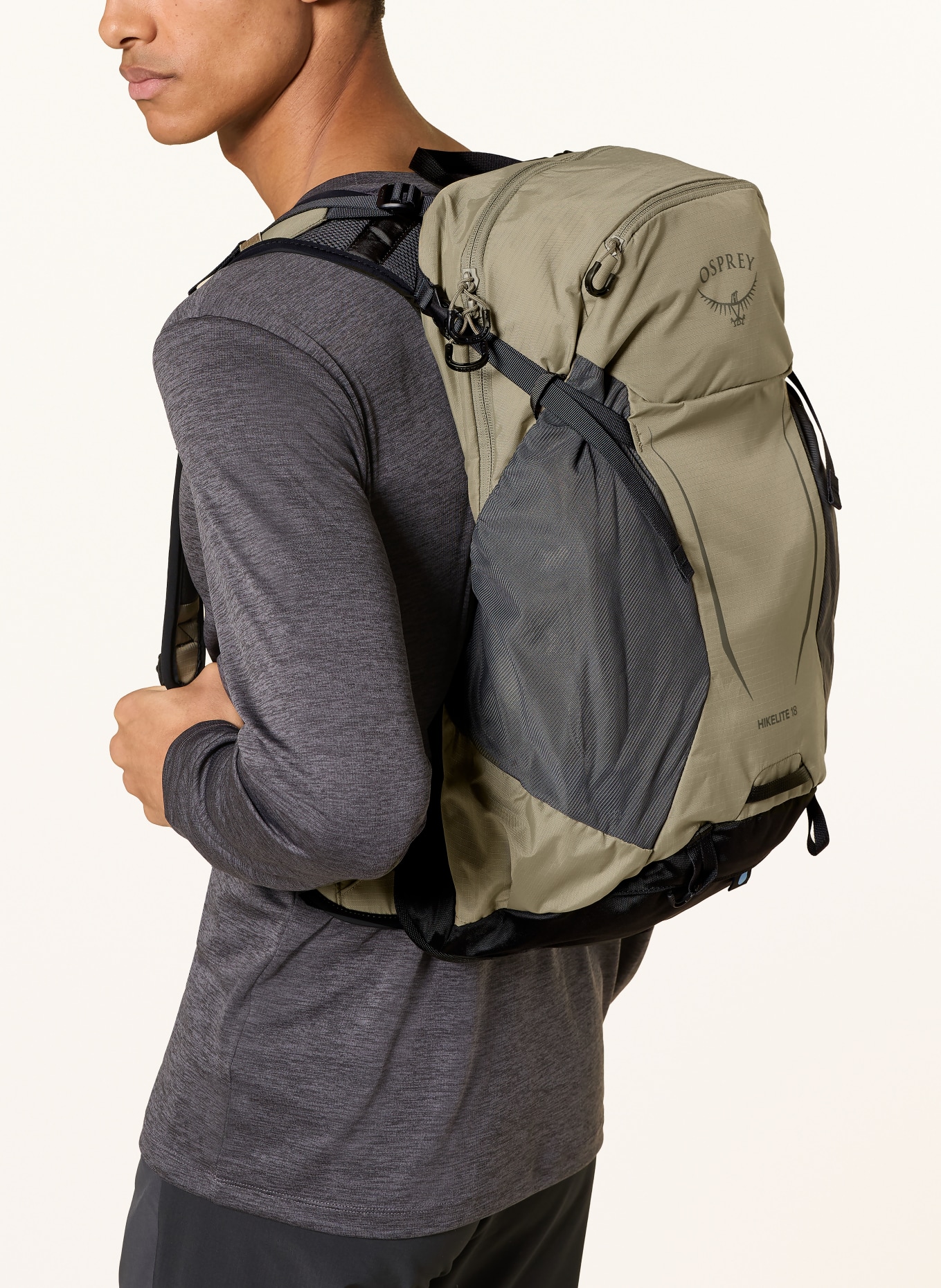 OSPREY Rugzak HIKELITE 18 l: OLIJF / ZWART
