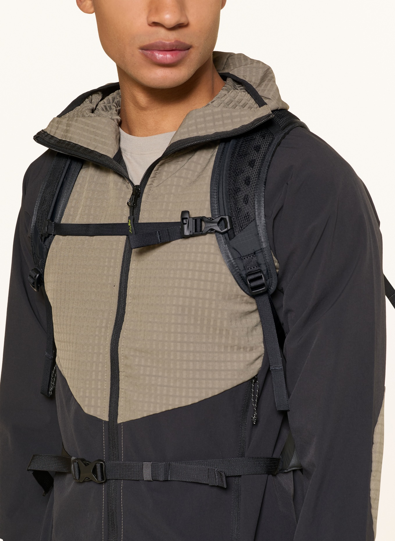 OSPREY Plecak SPORTLITE 15 15 l: CZARNY