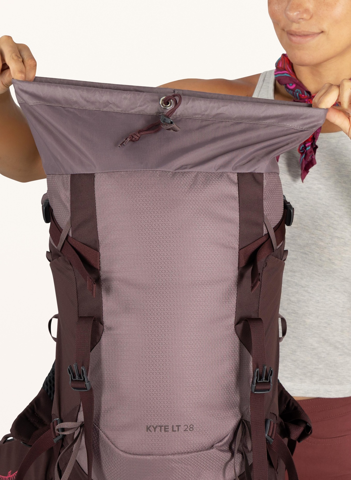 OSPREY Sac à dos KYTE LT 28 28 l: LILAS FONCÉ / LILAS