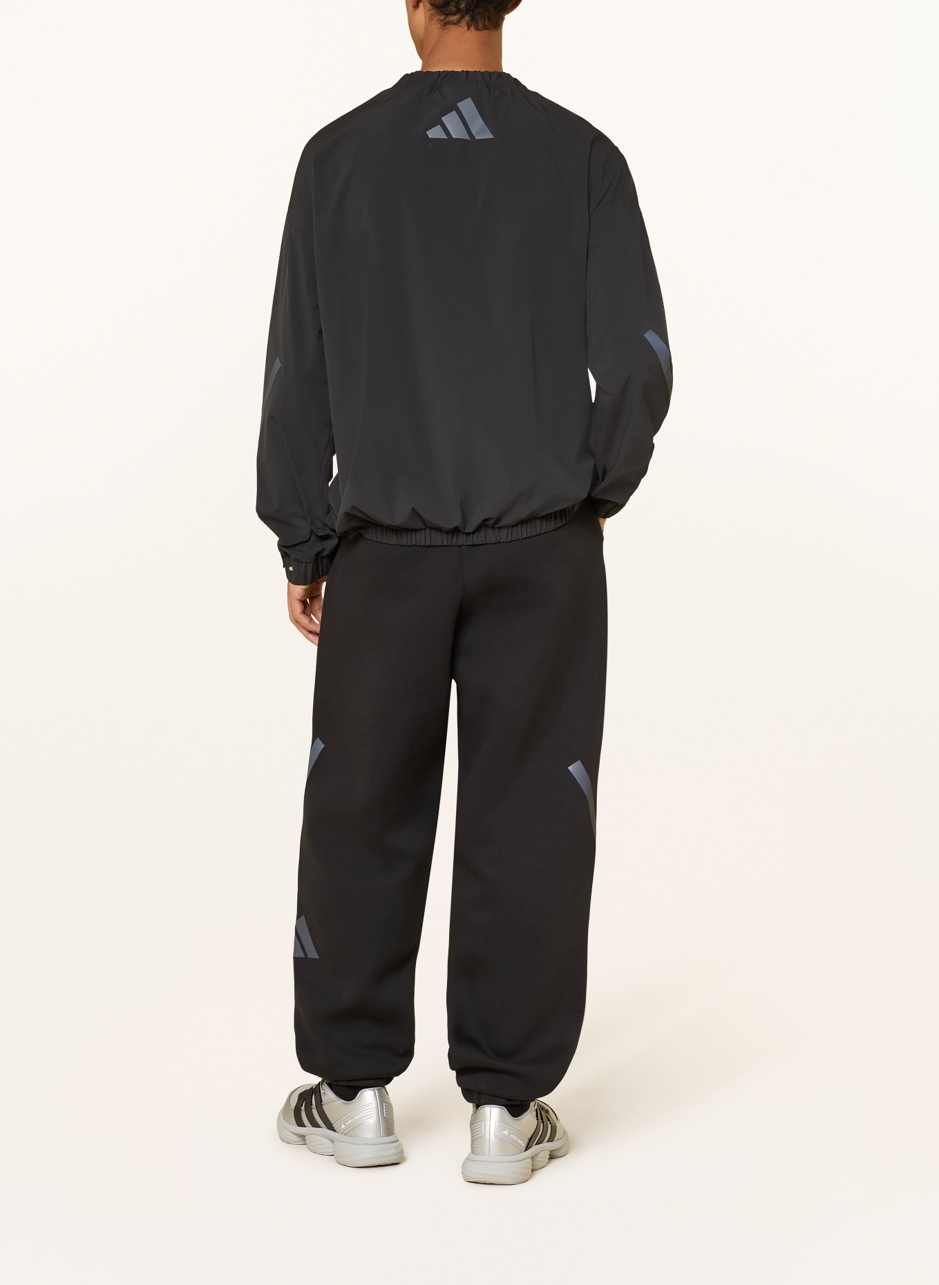 adidas Spodnie dresowe ADIDAS X ENTIRE STUDIOS Z.N.E. UNIFORM: CZARNY