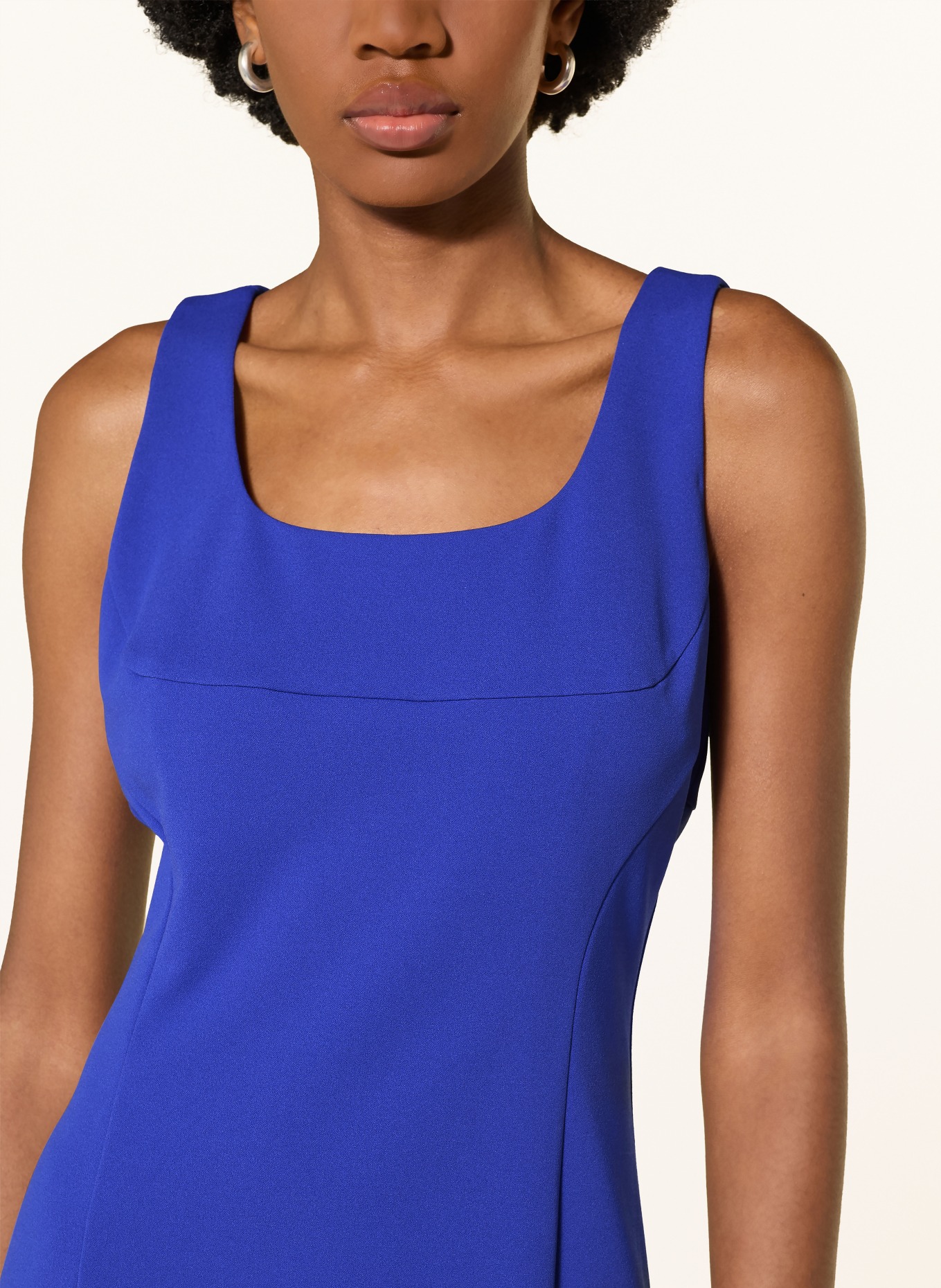 Calvin Klein robe fourreau: BLEU