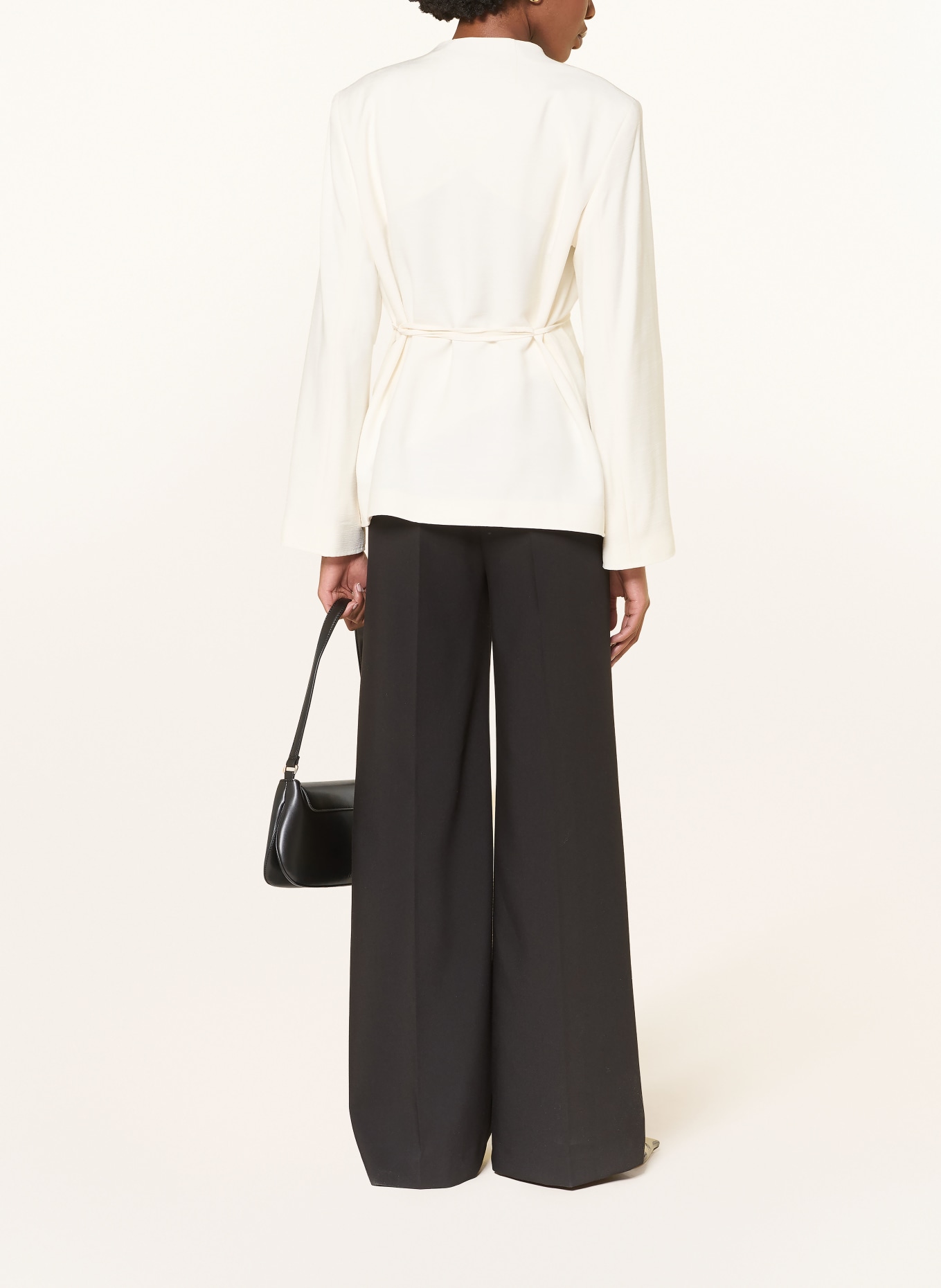 Calvin Klein blazer: ECRU