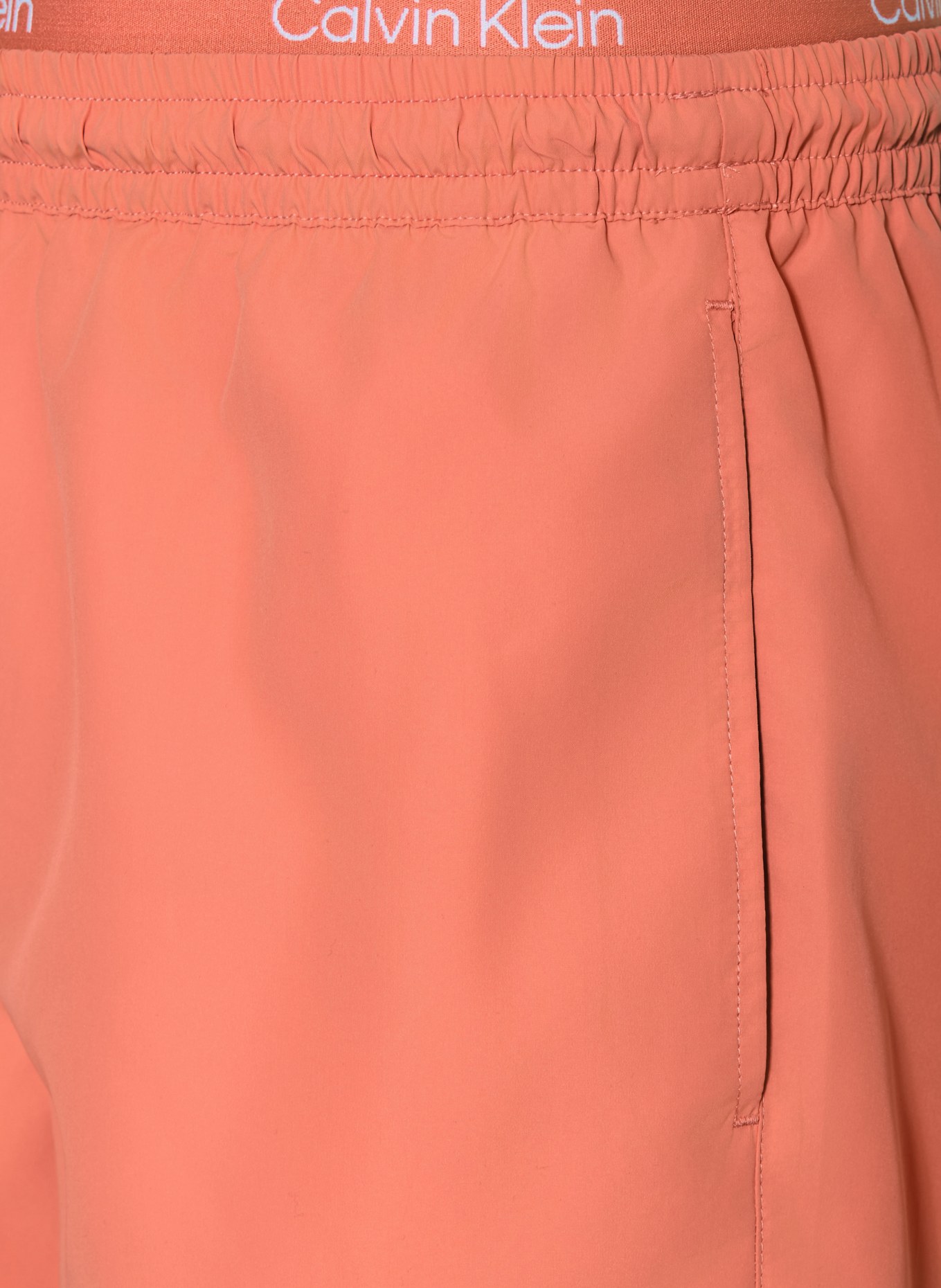 Calvin Klein swim shorts: SALMON / WHITE