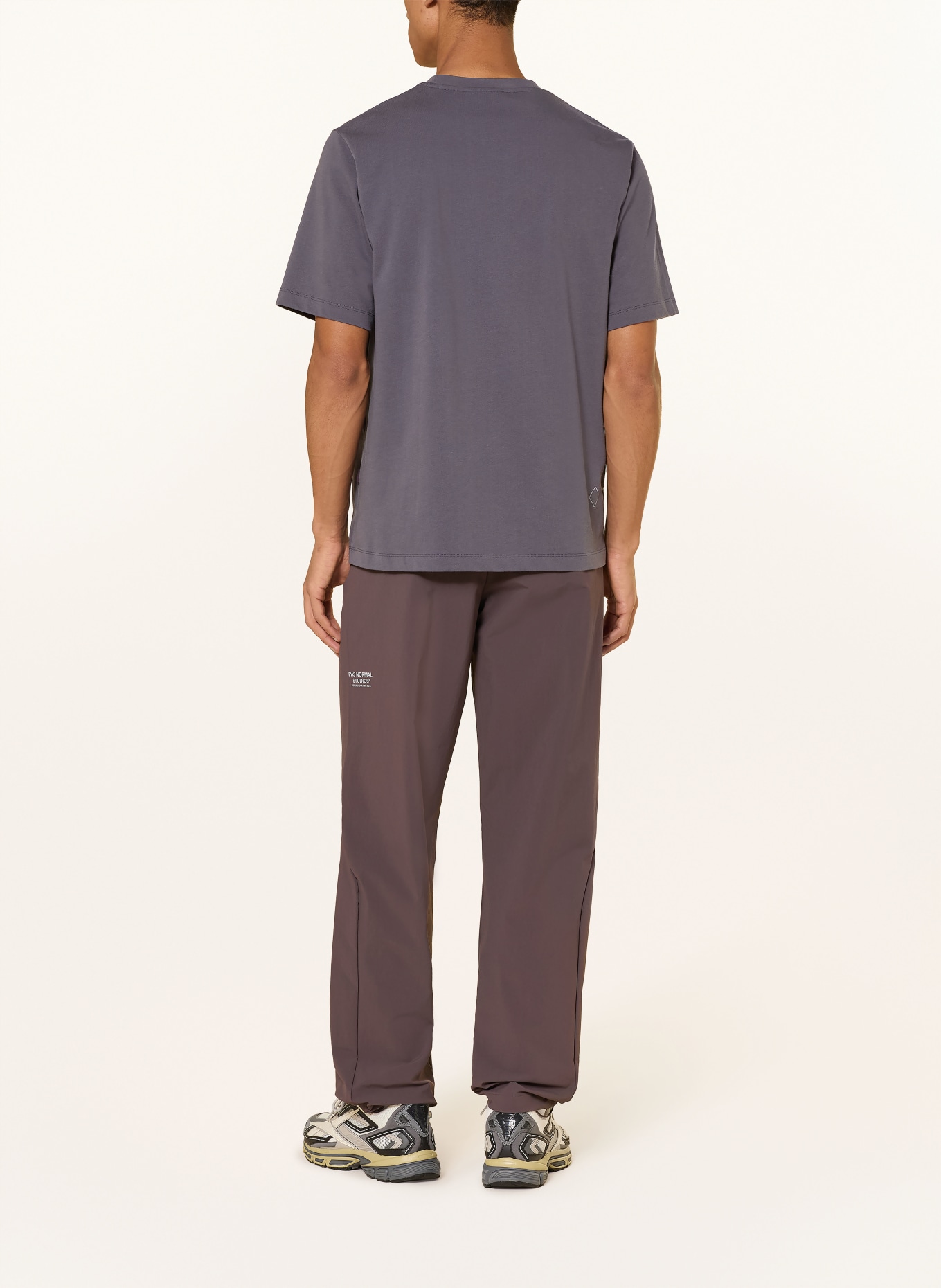 PAS NORMAL STUDIOS T-shirt OFF-RACE: GRIS FONCÉ