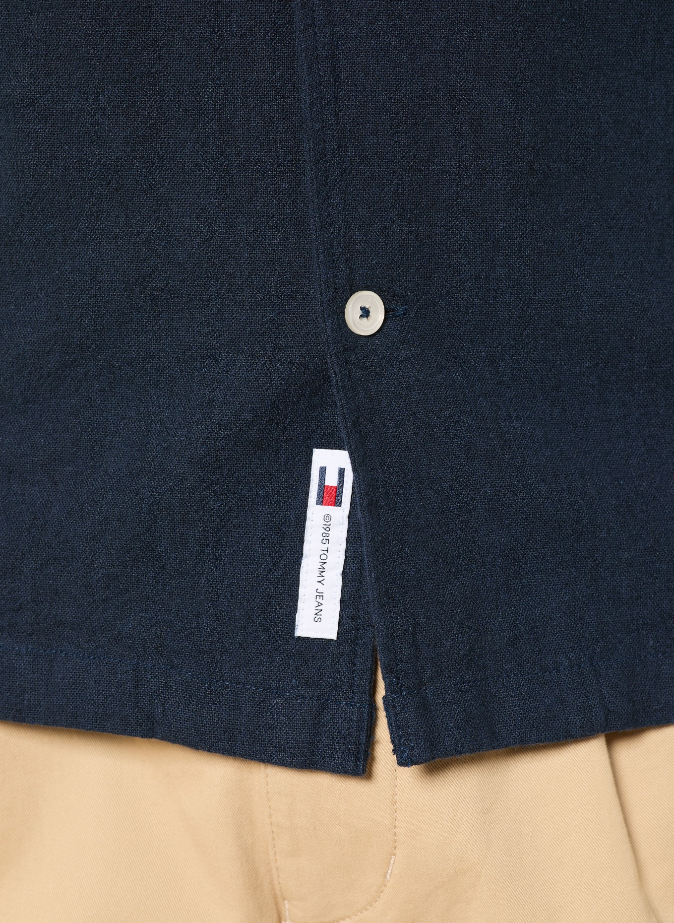 TOMMY JEANS Resorthemd Comfort Fit mit Leinen: DUNKELBLAU