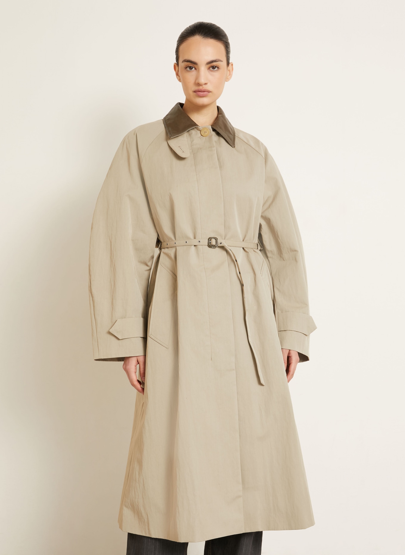 Acne Studios trenchcoat: GRIJS / KAKI