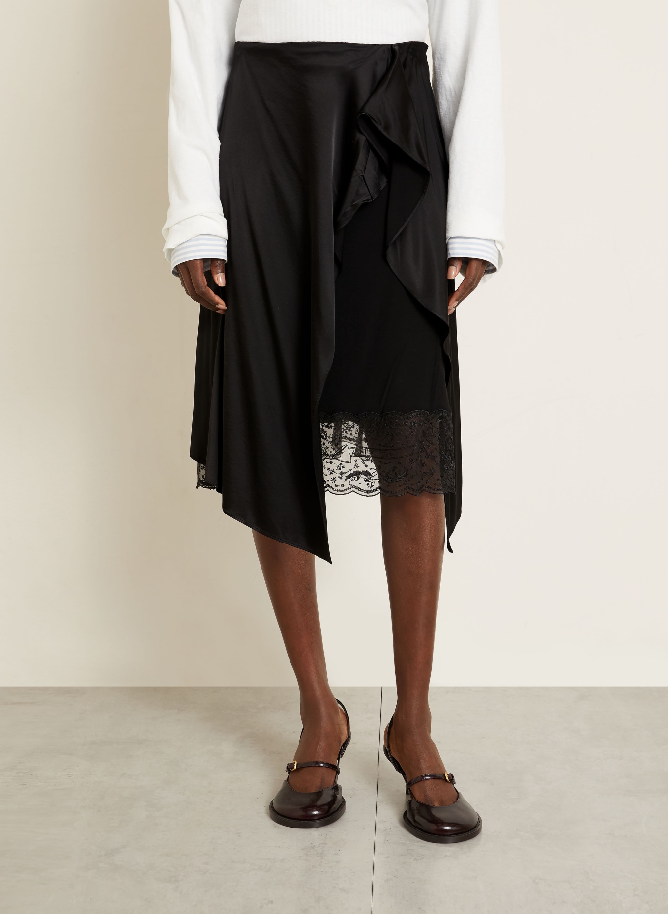 Acne Studios Satijnen rok met kant: ZWART