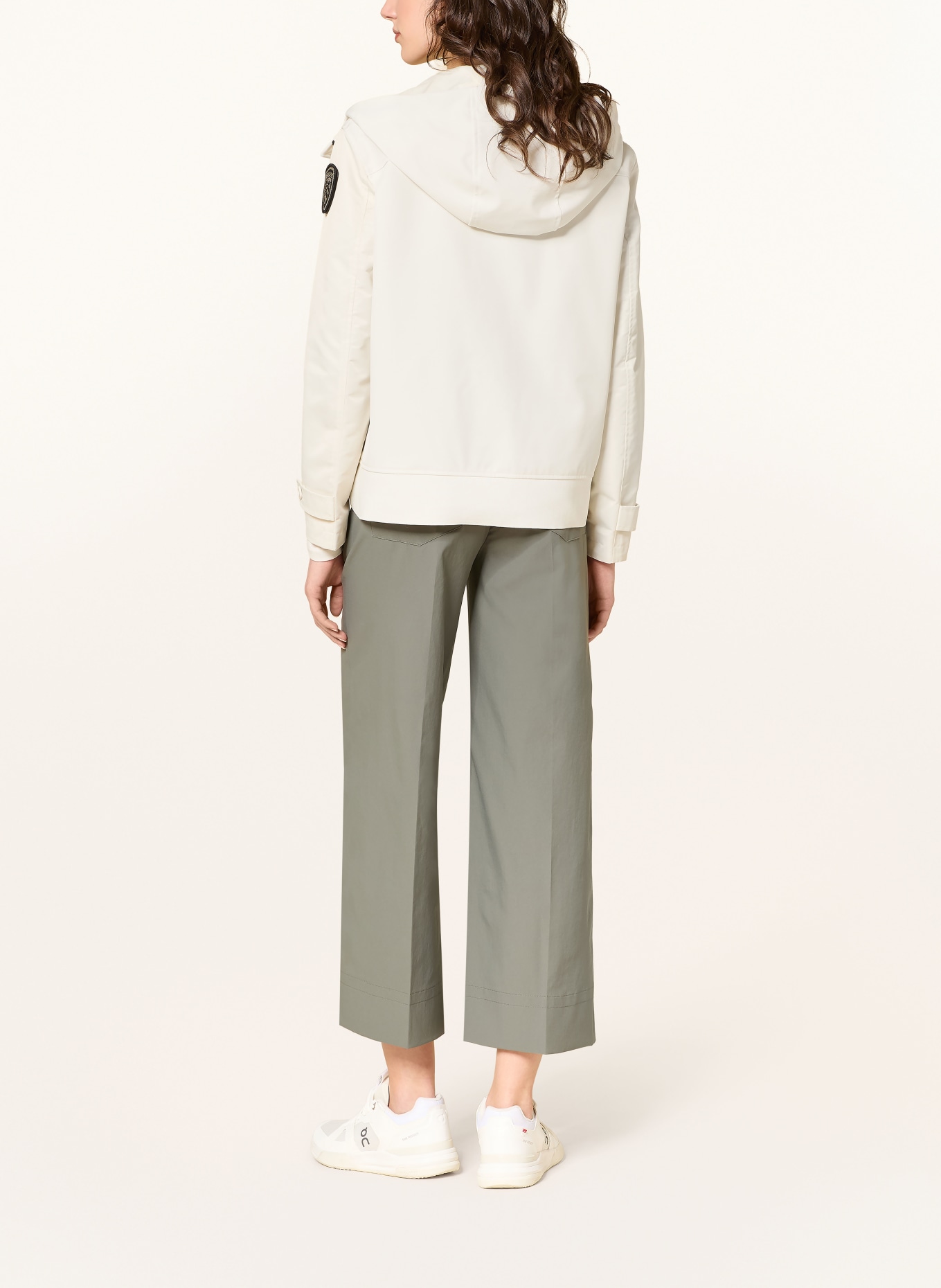 Blauer Bunda MARCELLA: BÍLÁ