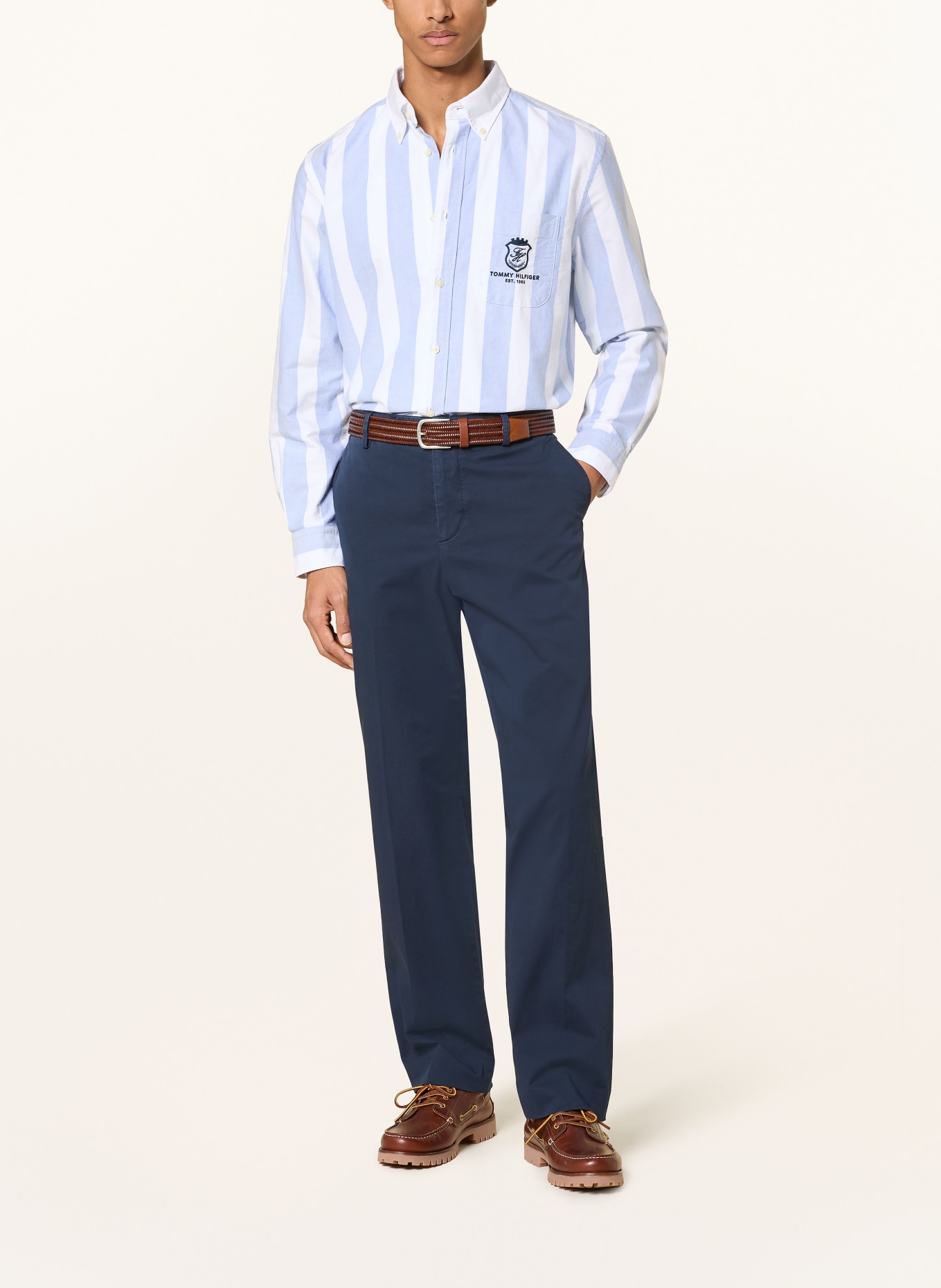 TOMMY HILFIGER Chino Regular Fit: GRANATOWY
