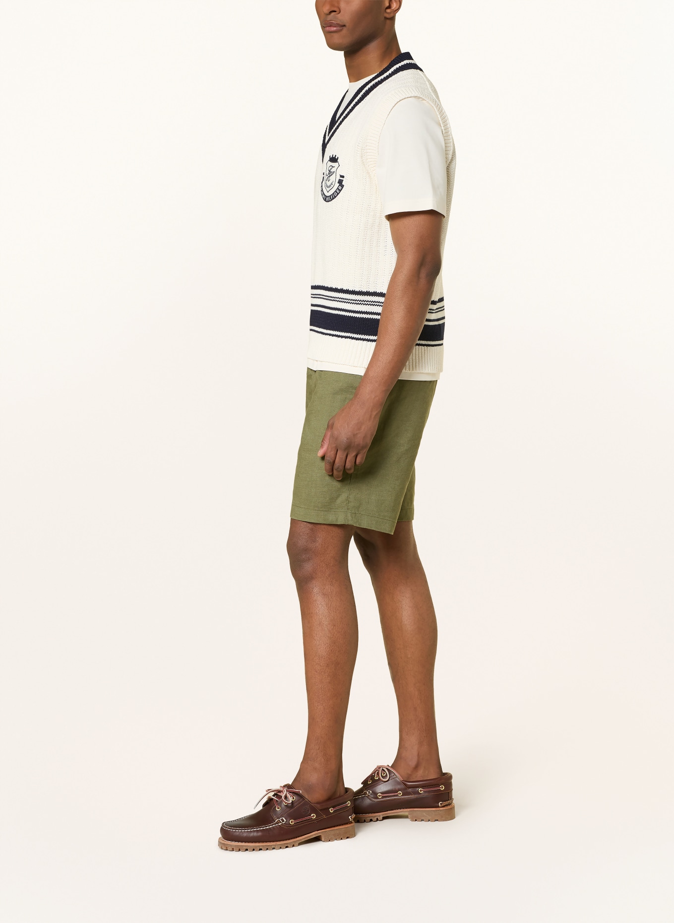 TOMMY HILFIGER Leinenshorts DOVER Regular Fit: OLIV