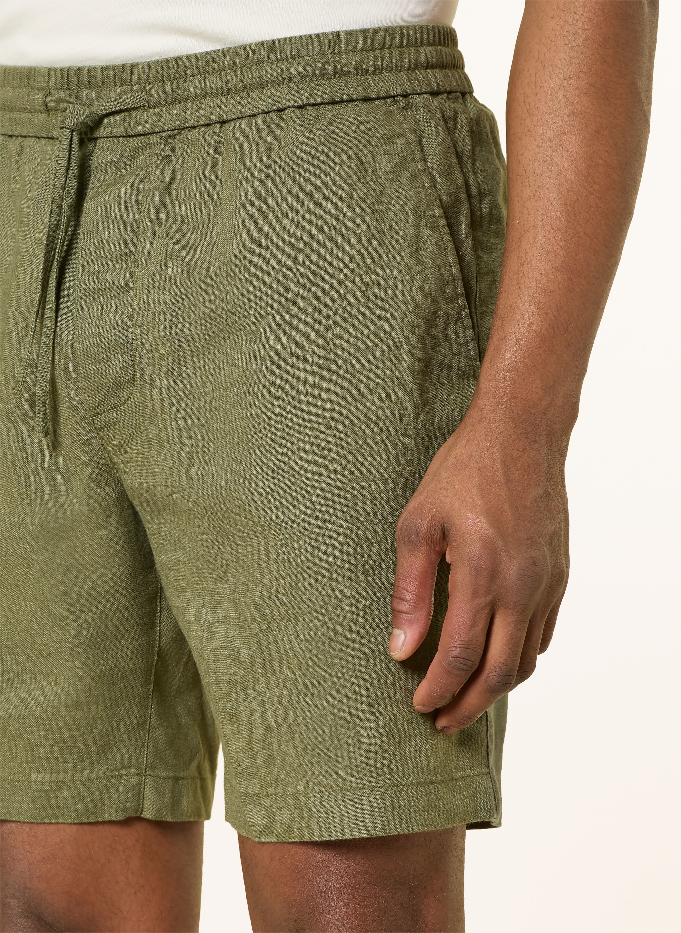 TOMMY HILFIGER Leinenshorts DOVER Regular Fit: OLIV