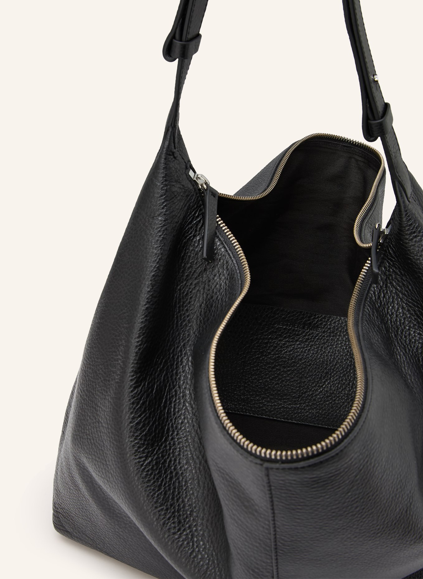 AESTHER EKME Beuteltasche HAE: SCHWARZ / SILBER