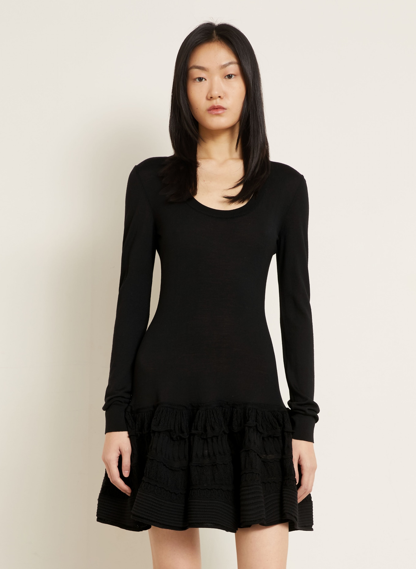 ALAÏA Robe en maille à volants: NOIR