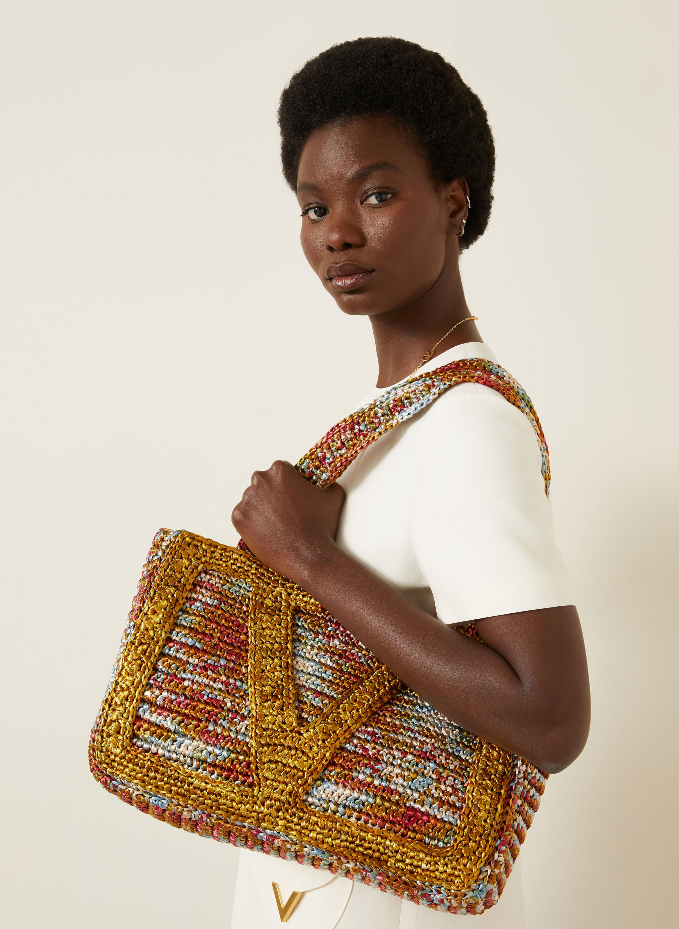 VALENTINO GARAVANI Shopper VIVA SUPERSTAR CROCHET MEDIUM: COGNAC / ROOD / LICHTBLAUW